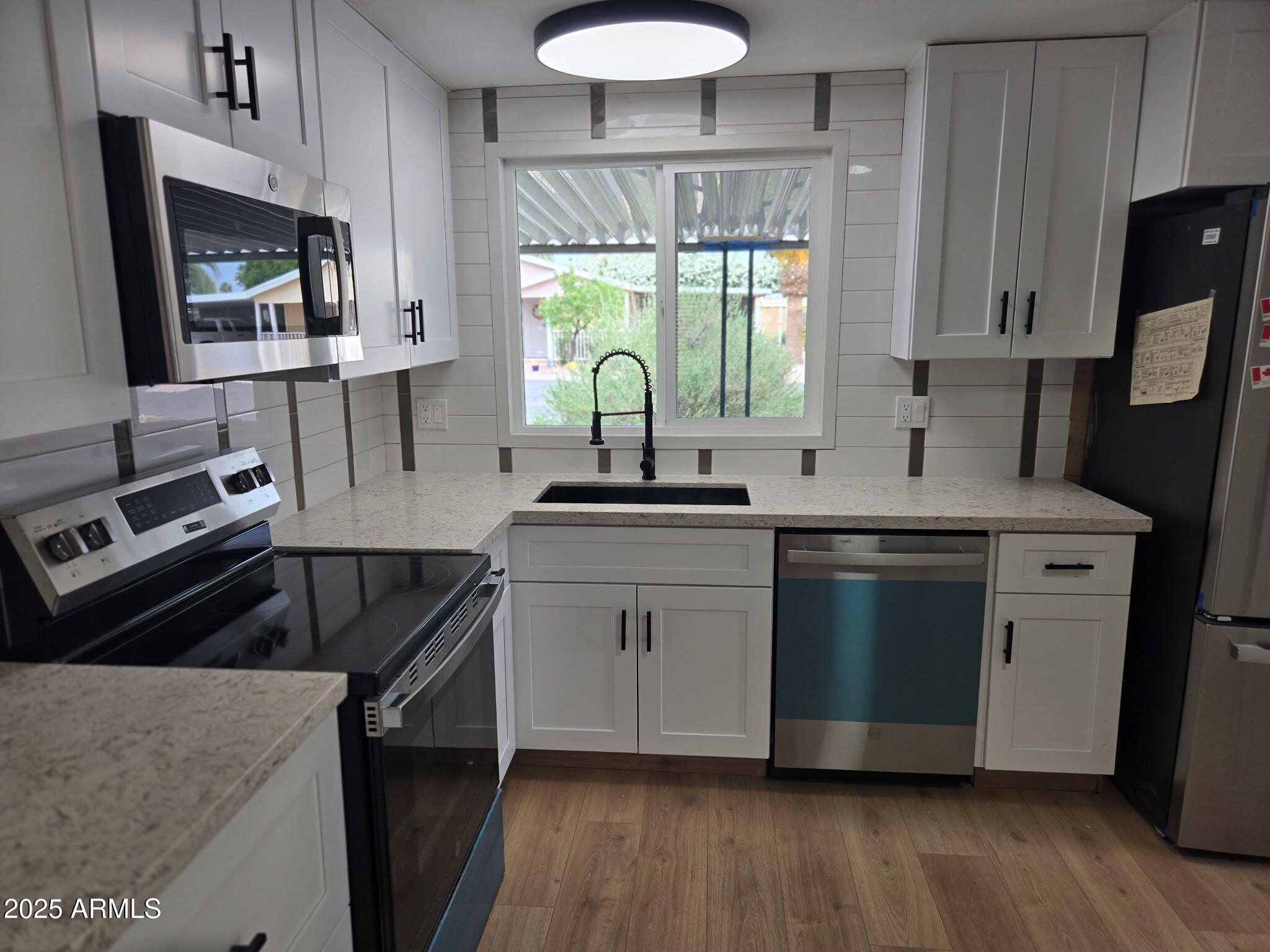 3104 E Broadway Road, 207