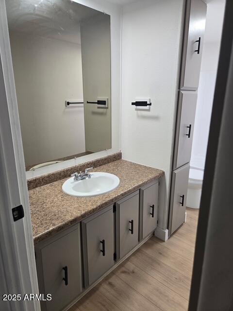 3104 E Broadway Road, 207