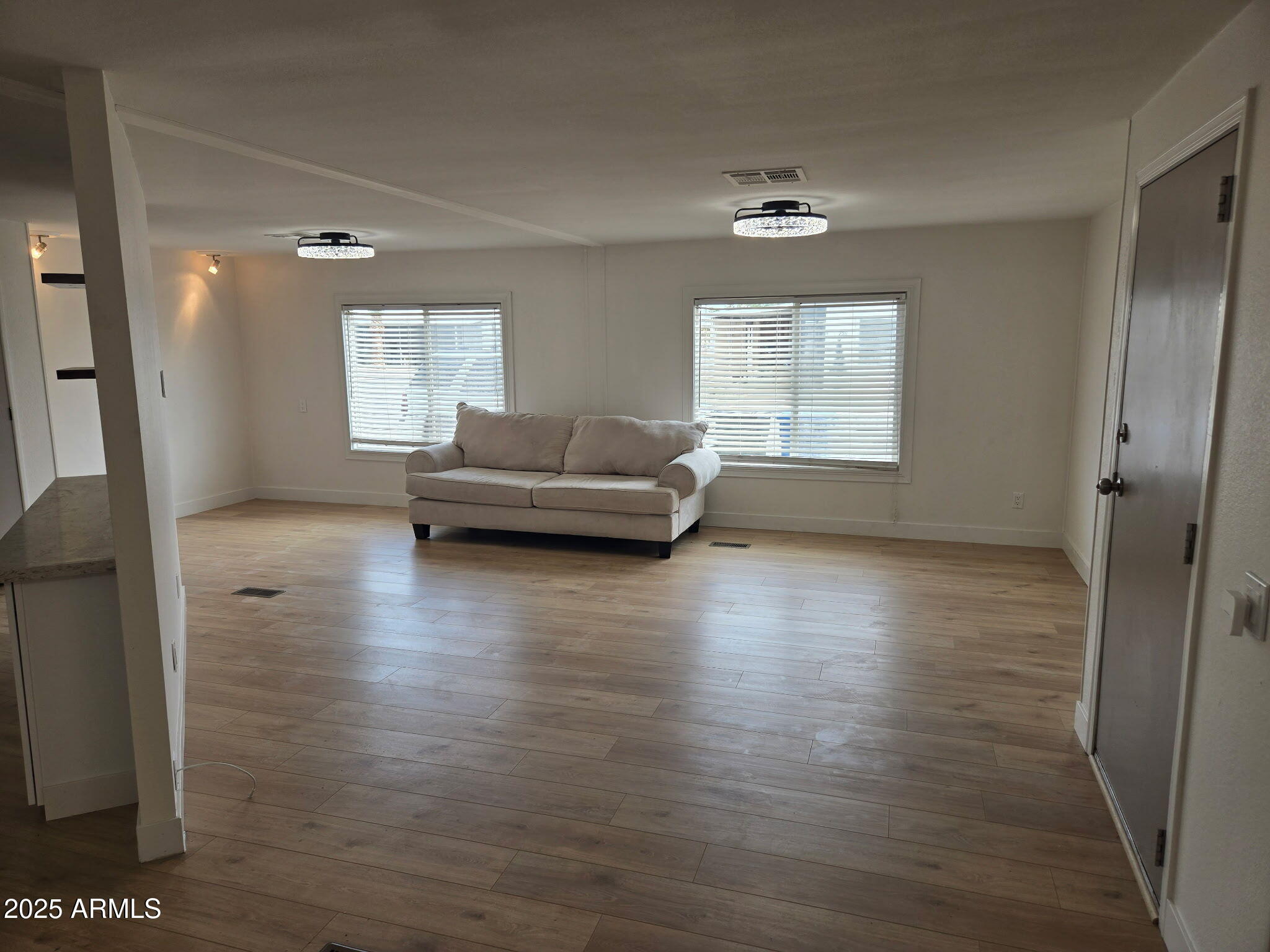 3104 E Broadway Road, 207