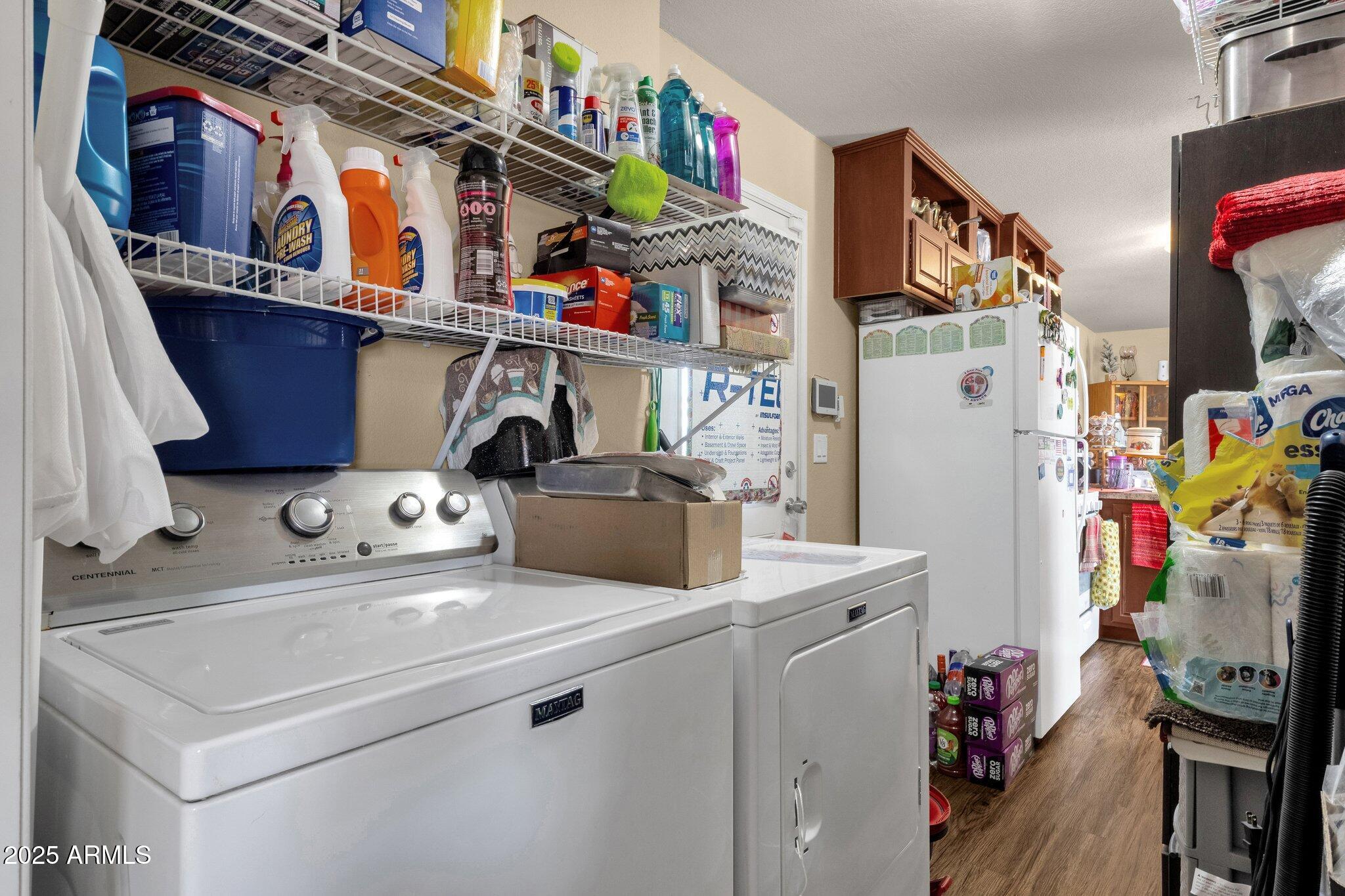 8421 E MAIN Street, 116