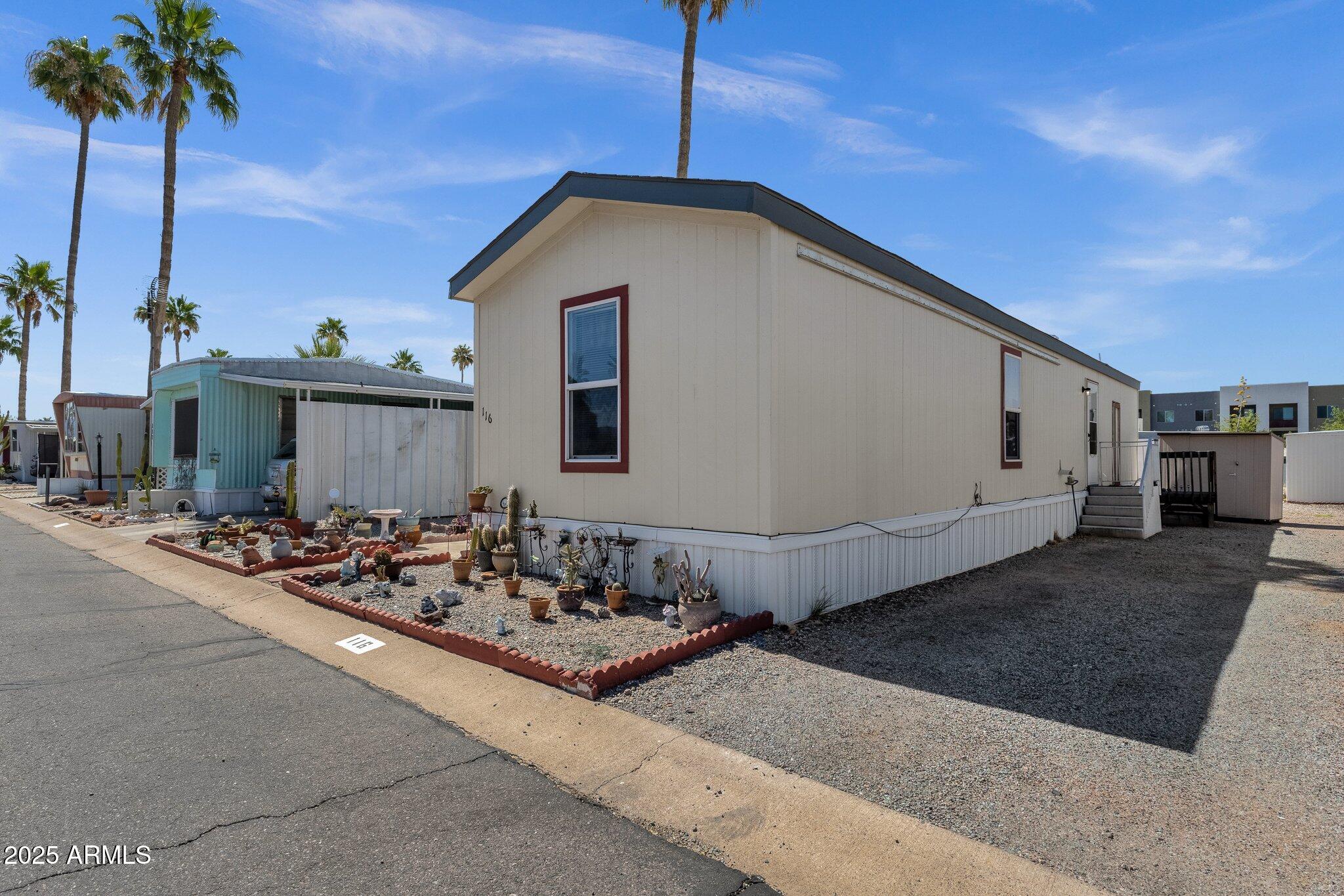 8421 E MAIN Street, 116