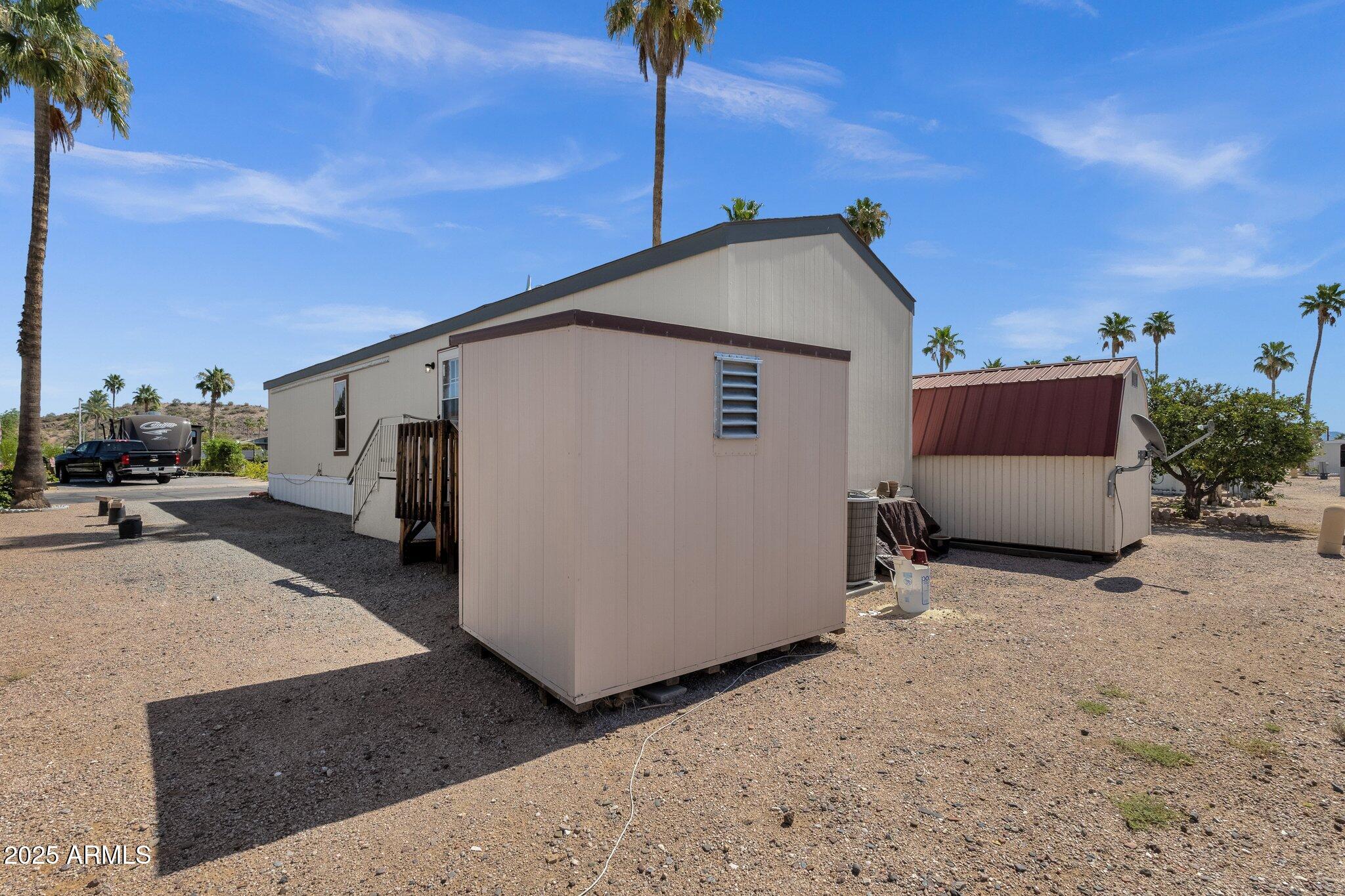 8421 E MAIN Street, 116
