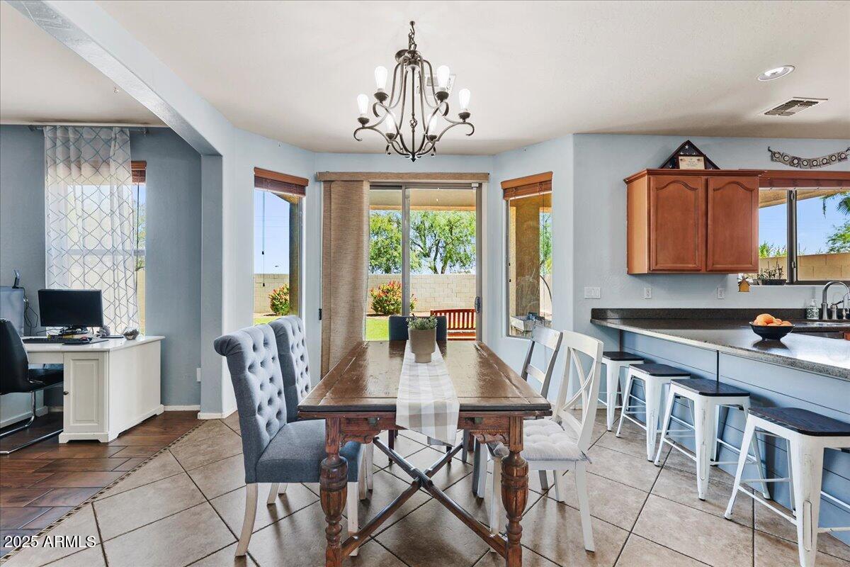 3126 E SILVERSMITH Trail