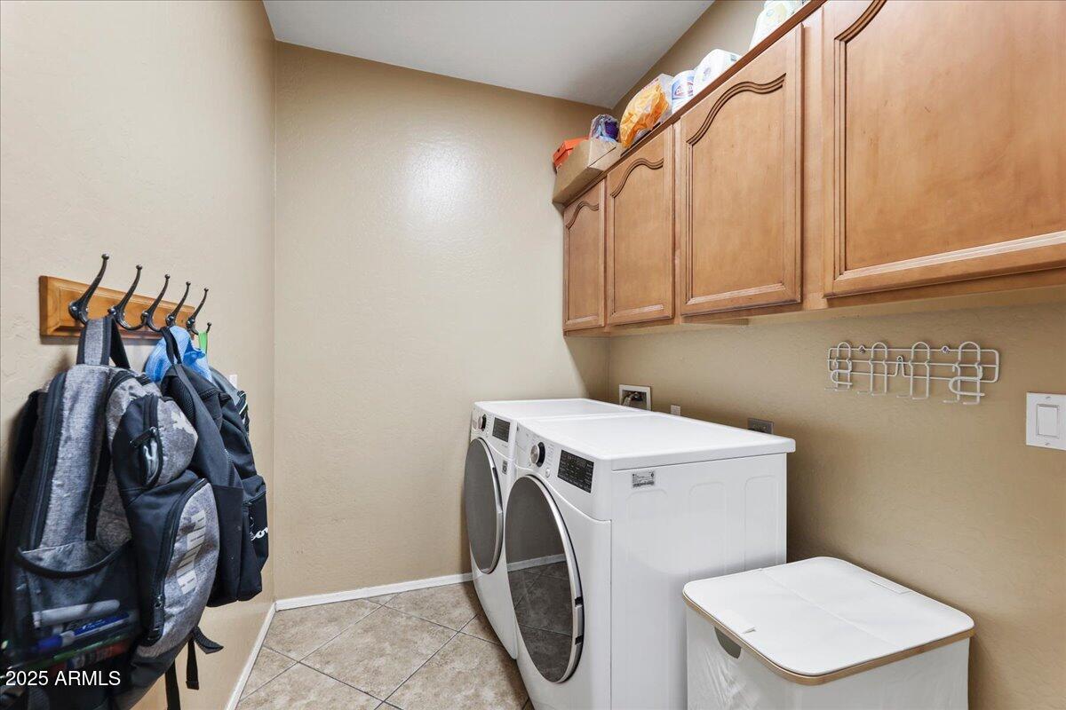 3126 E SILVERSMITH Trail