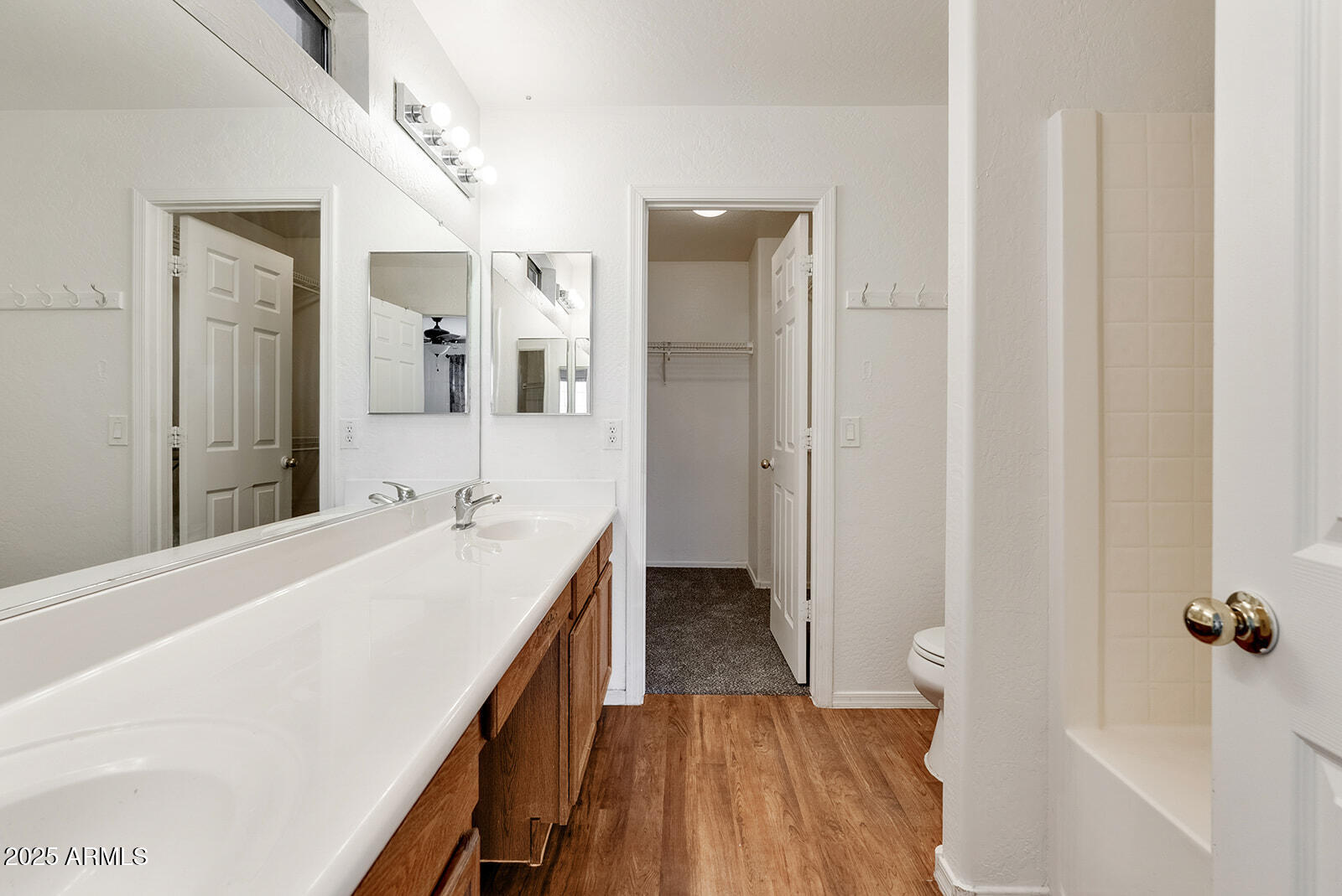 328 W SETTLERS Trail