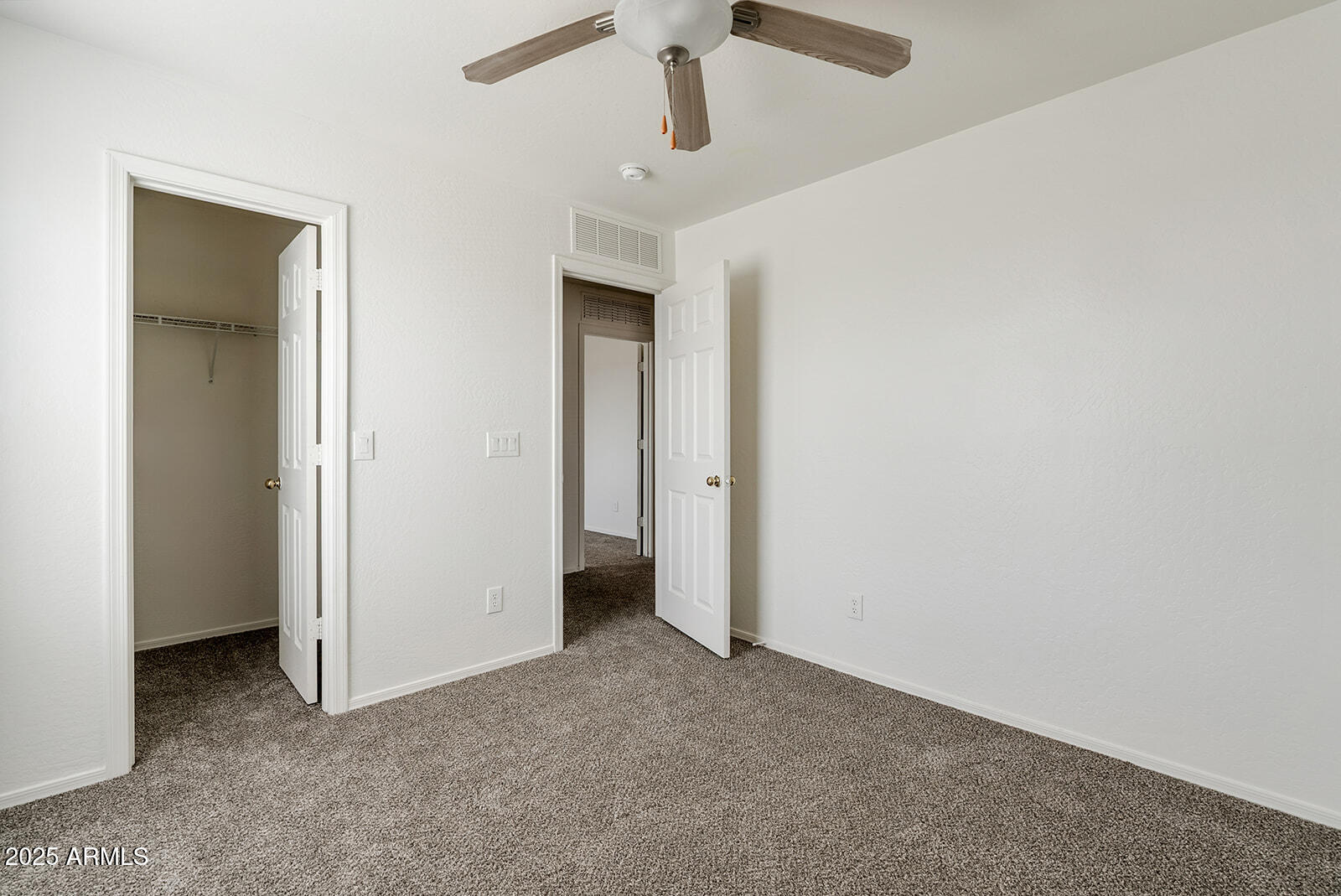 328 W SETTLERS Trail