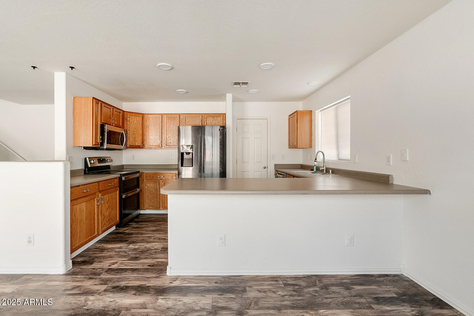 328 W SETTLERS Trail