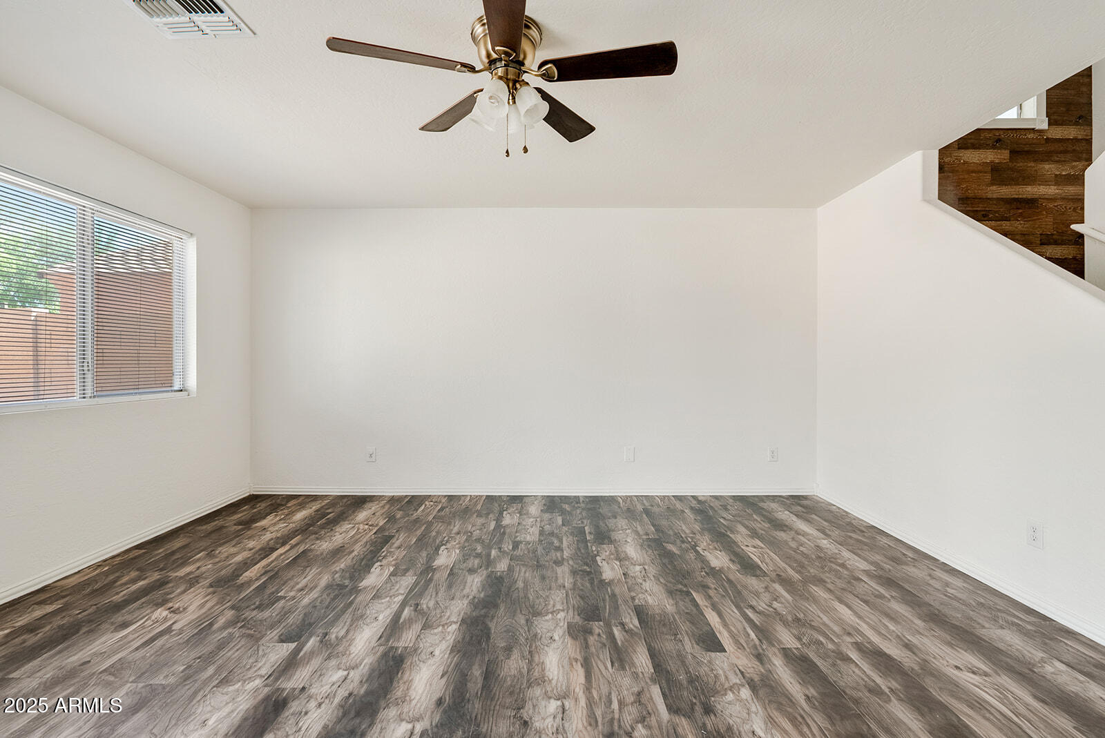 328 W SETTLERS Trail