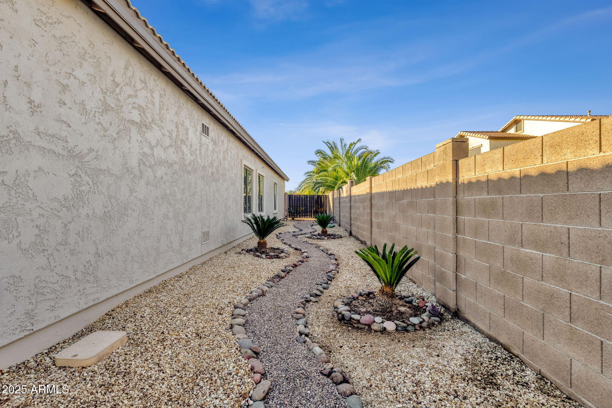 28698 N SEDONA Place