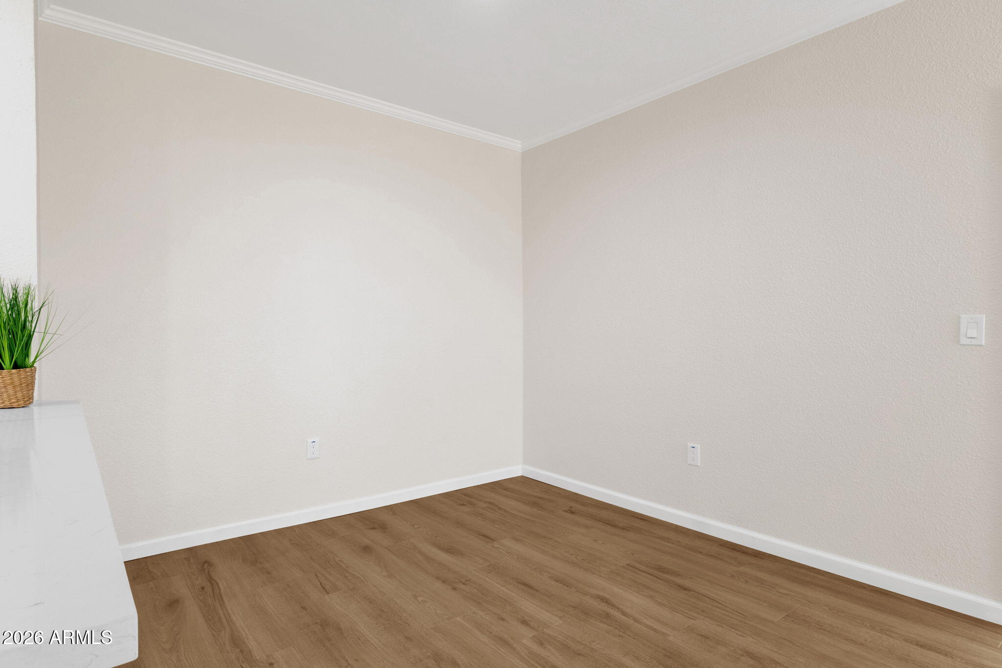 5401 E VAN BUREN Street 3118