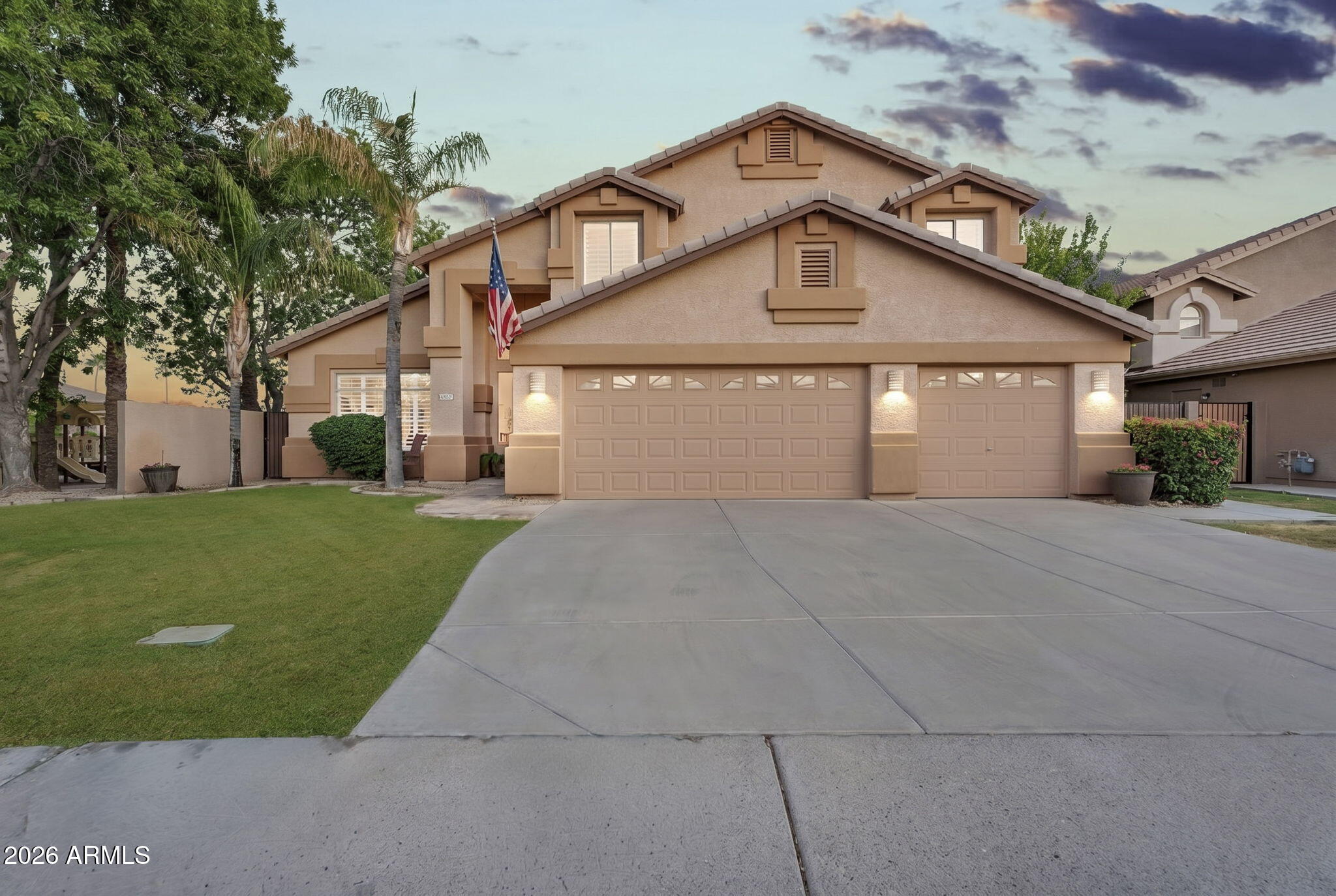 6977 W LONE CACTUS Drive