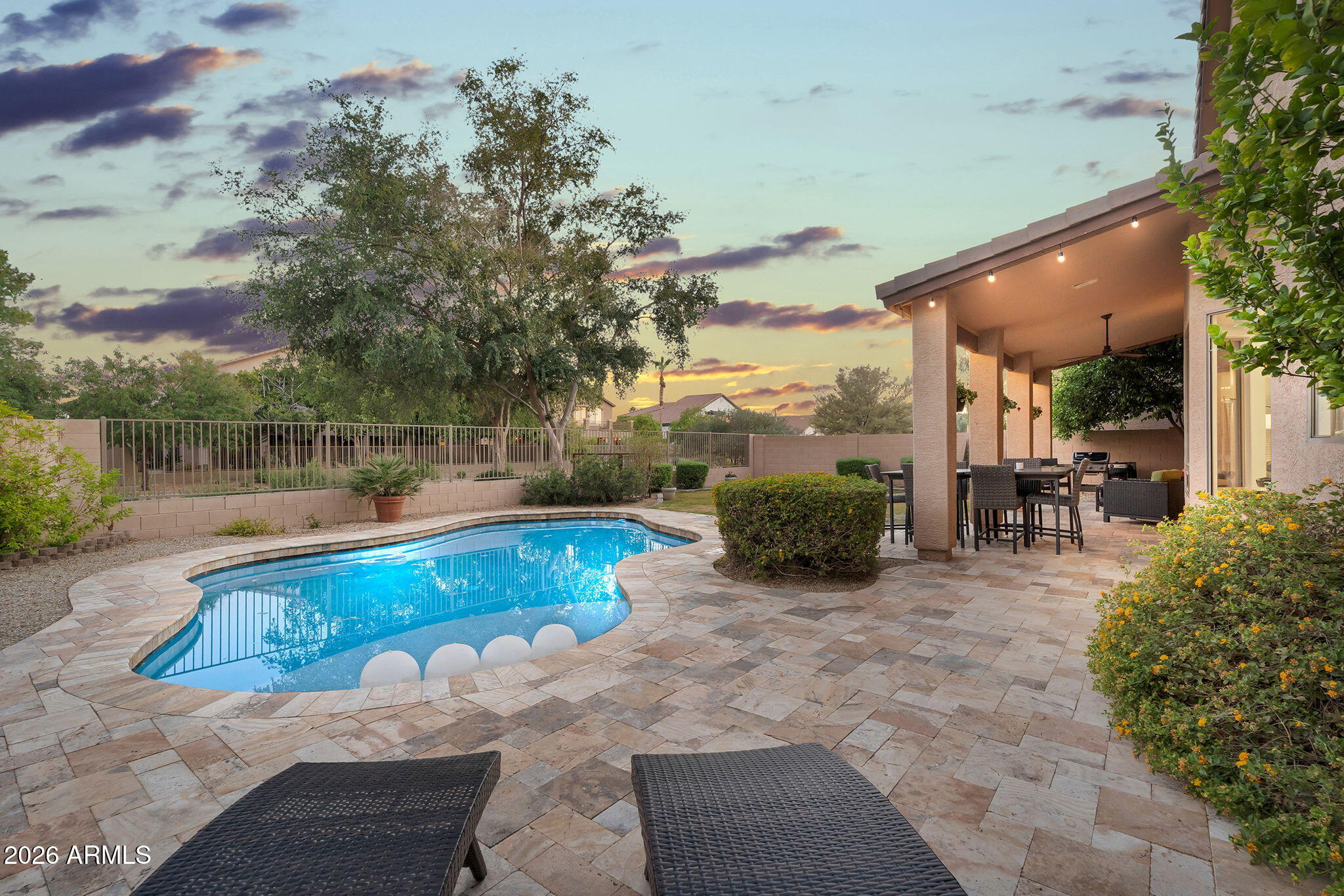 6977 W LONE CACTUS Drive