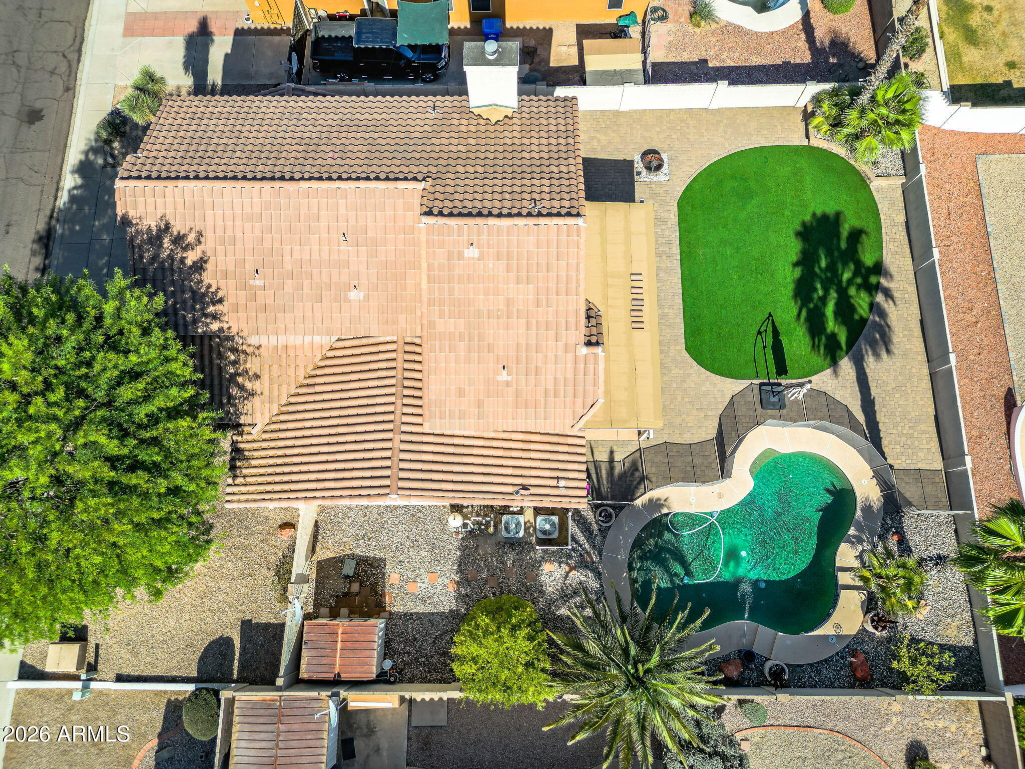 1208 E Beverly Lane