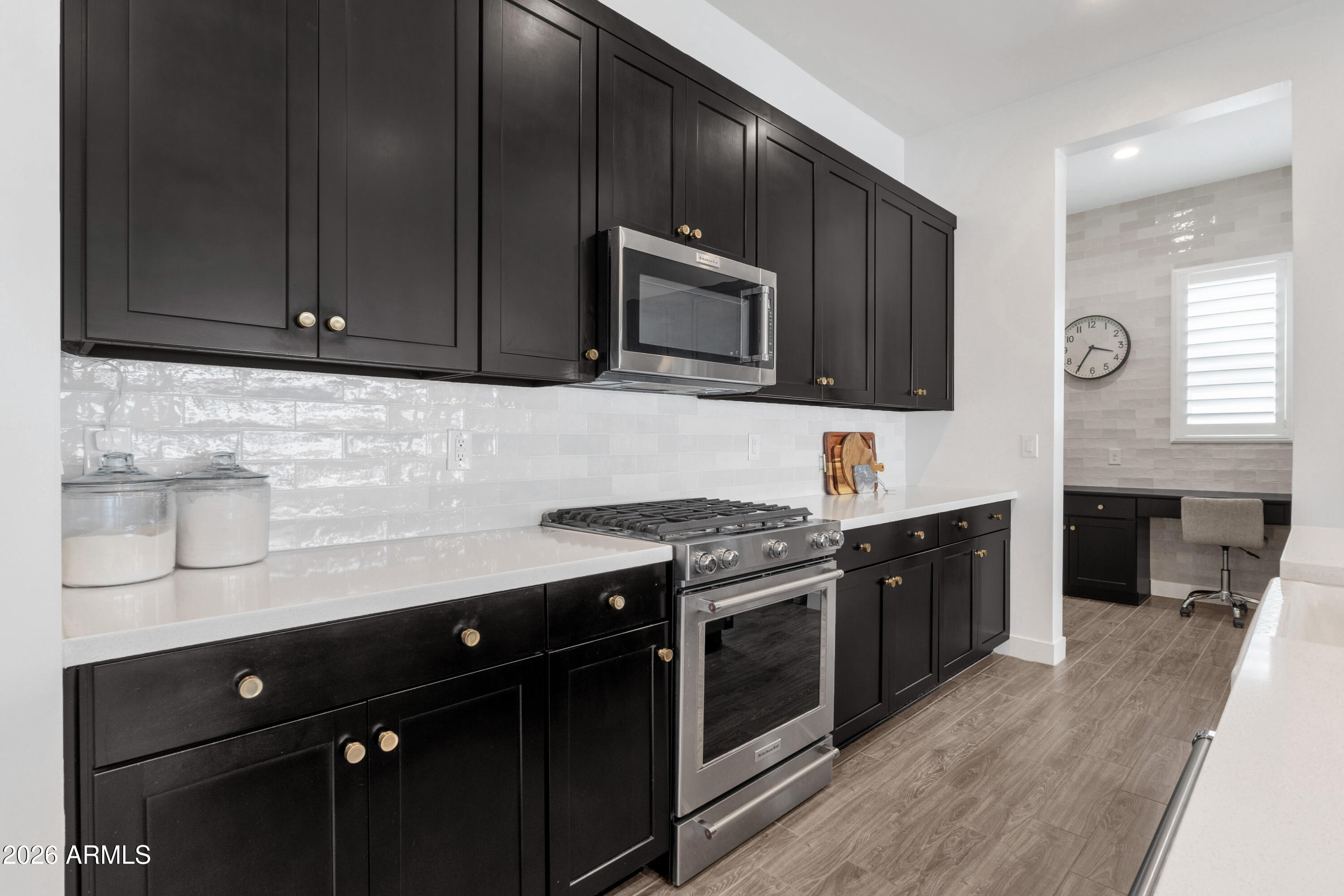 22732 E VIA DEL SOL