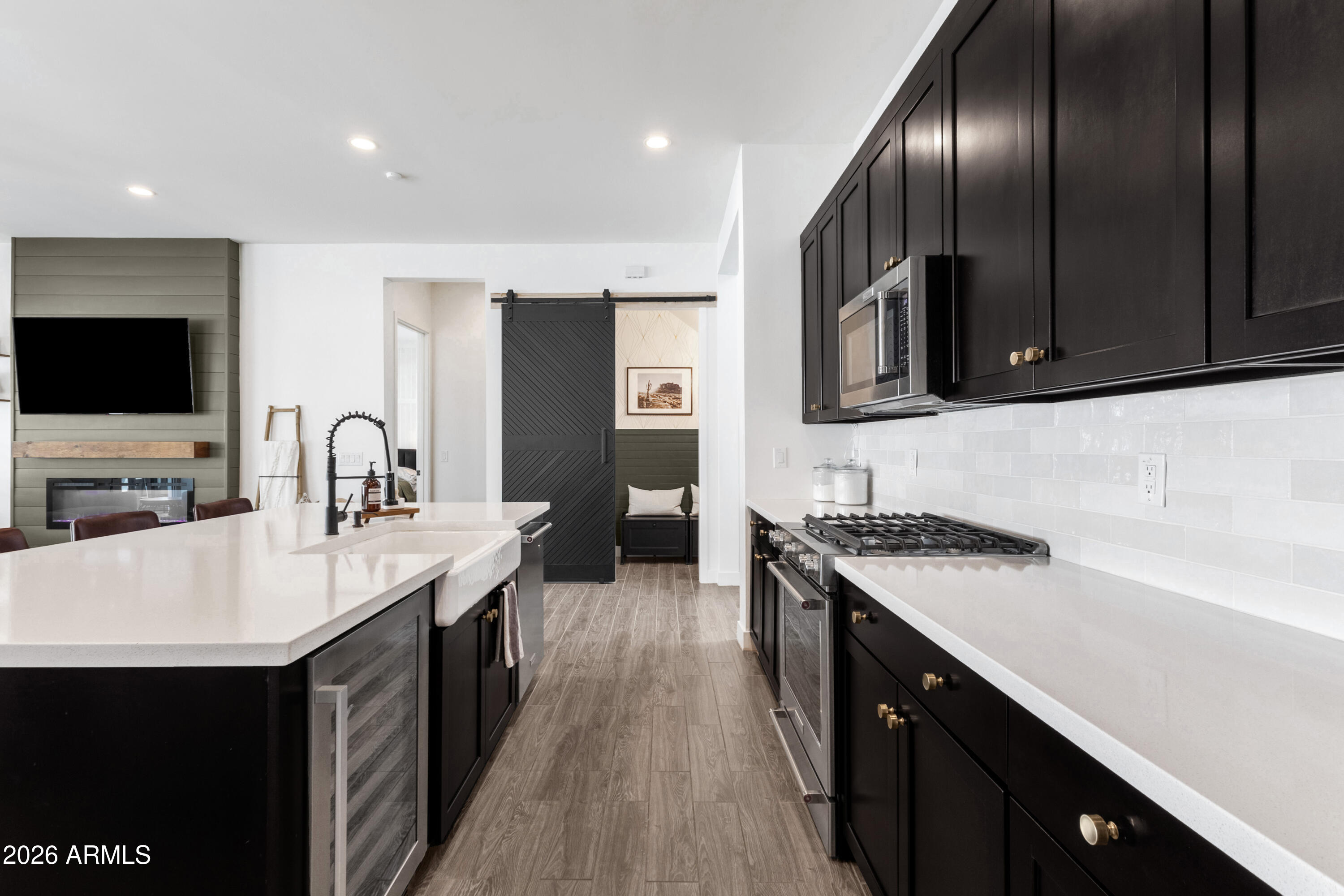 22732 E VIA DEL SOL