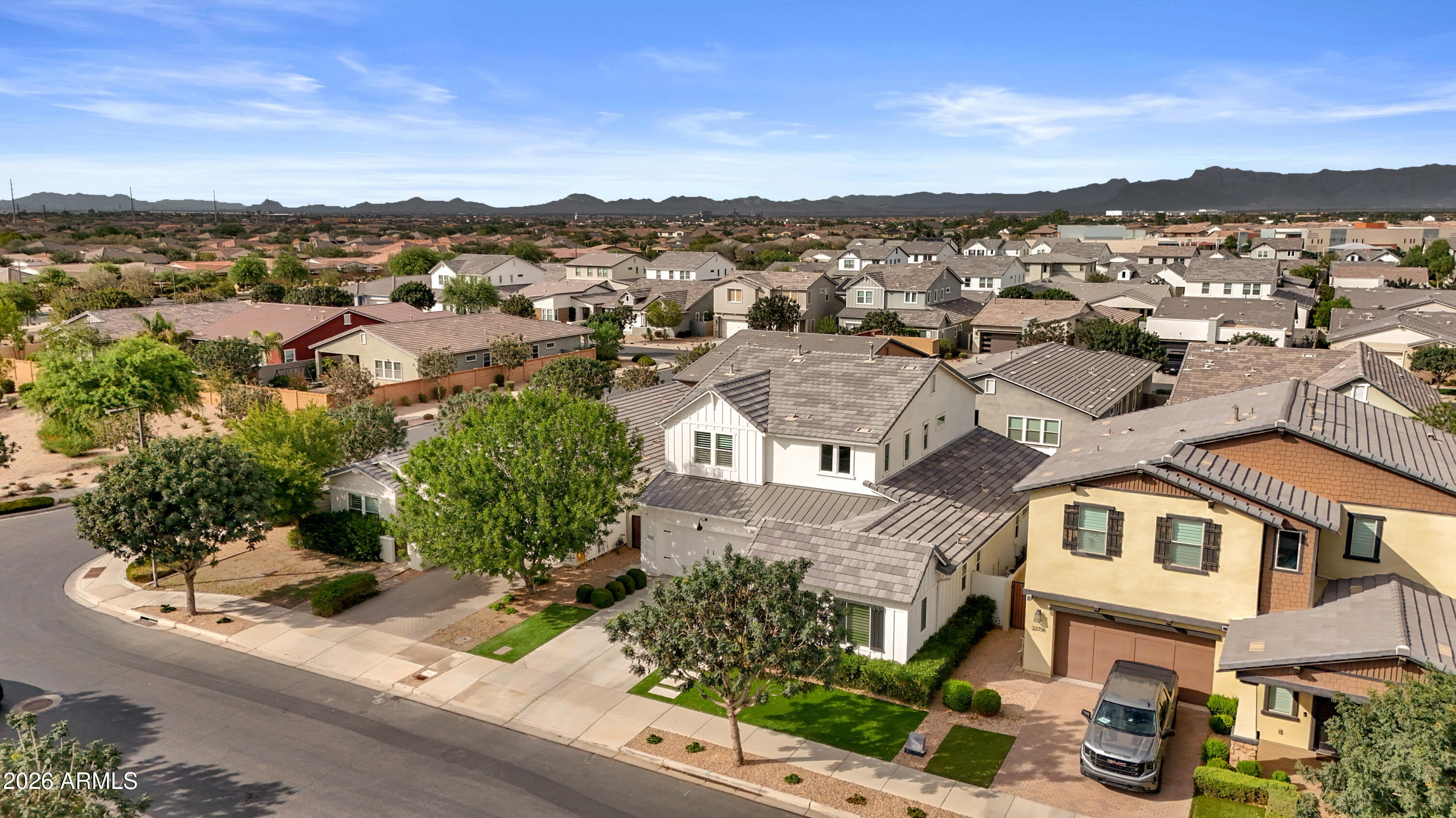 22732 E VIA DEL SOL