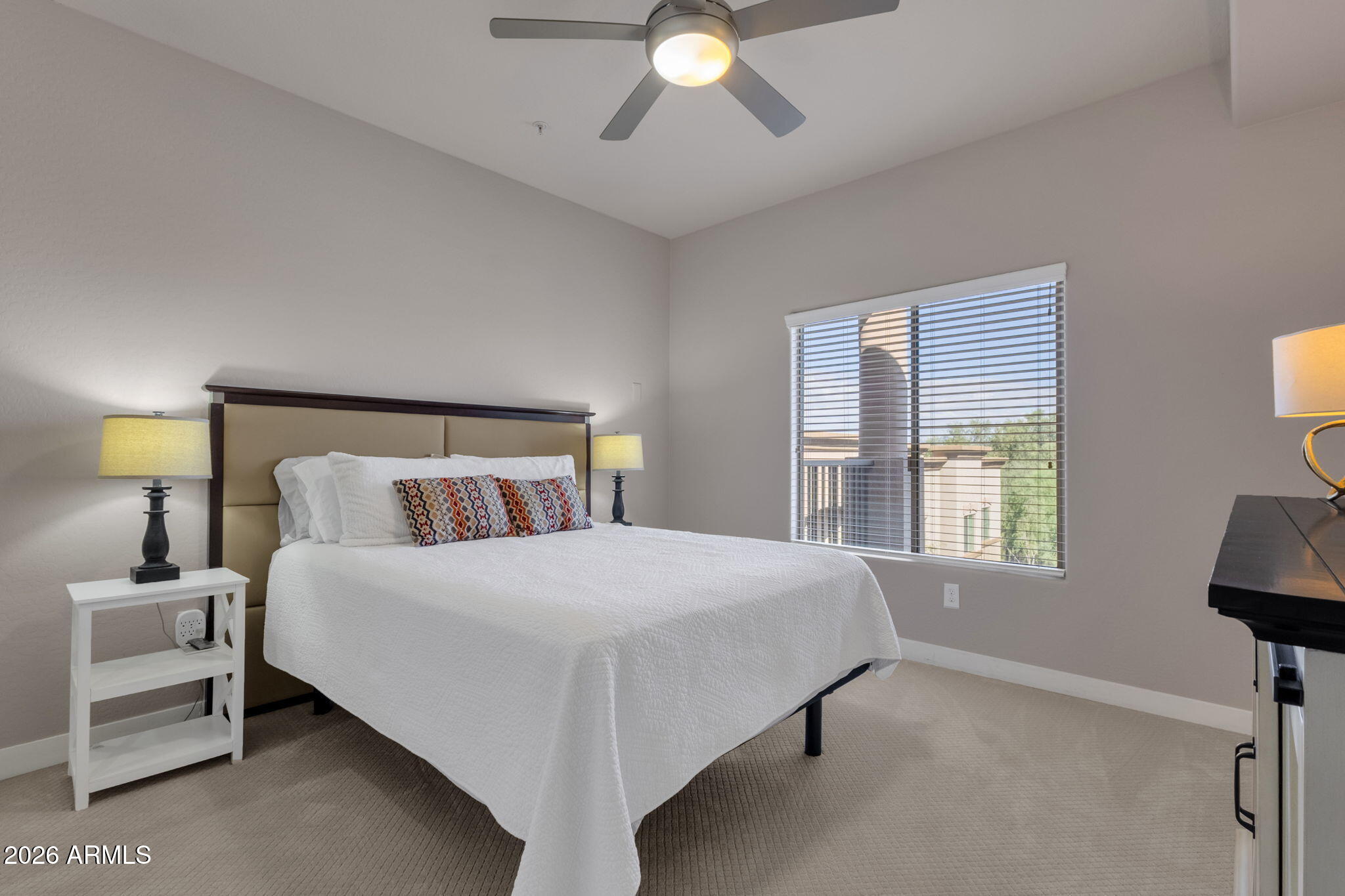 5450 E DEER VALLEY Drive 4181