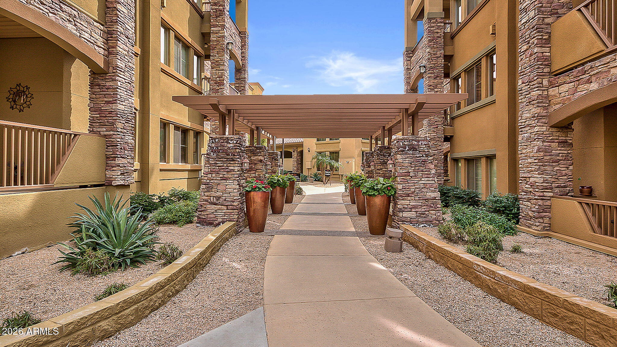 5450 E DEER VALLEY Drive 4181