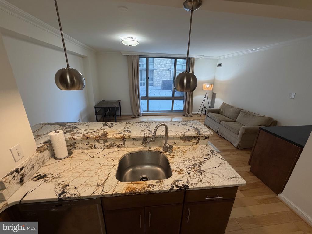 950 25TH STREET NW Unit: 116N