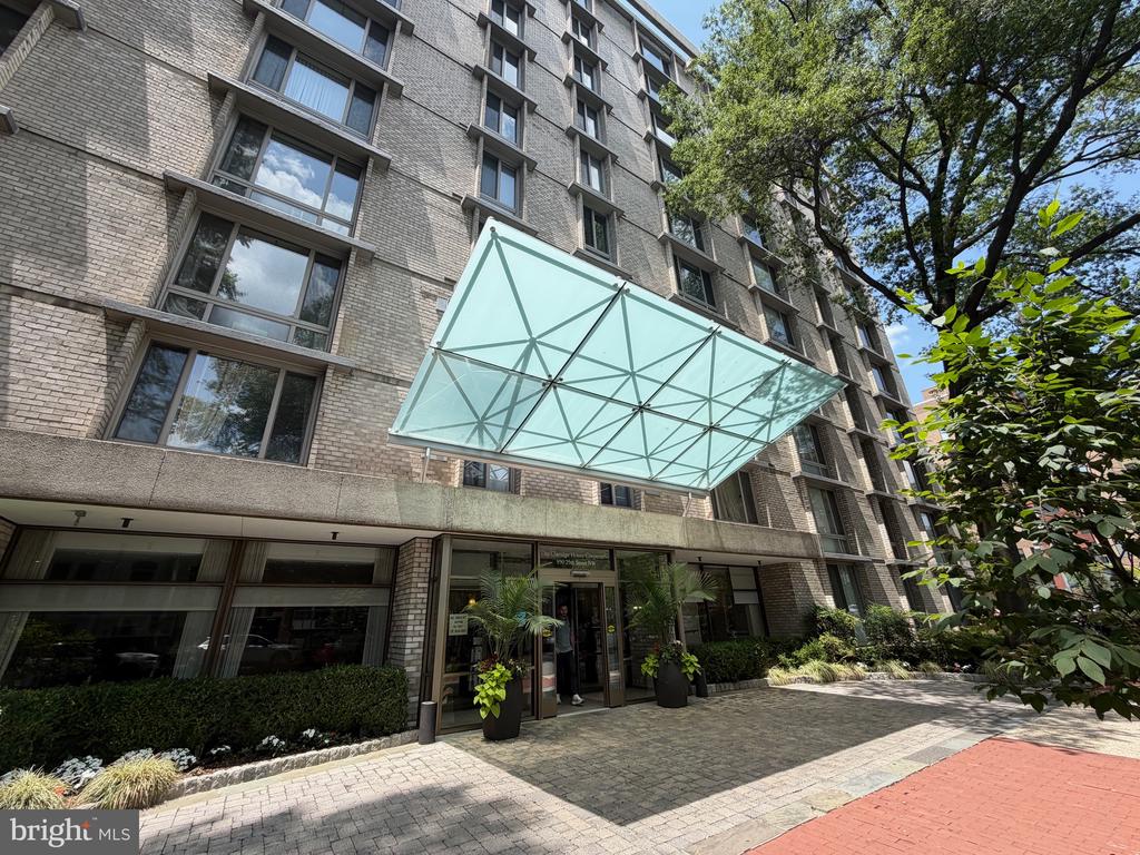 950 25TH STREET NW Unit: 116N