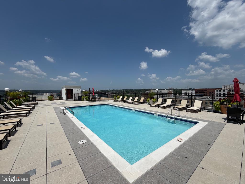950 25TH STREET NW Unit: 116N