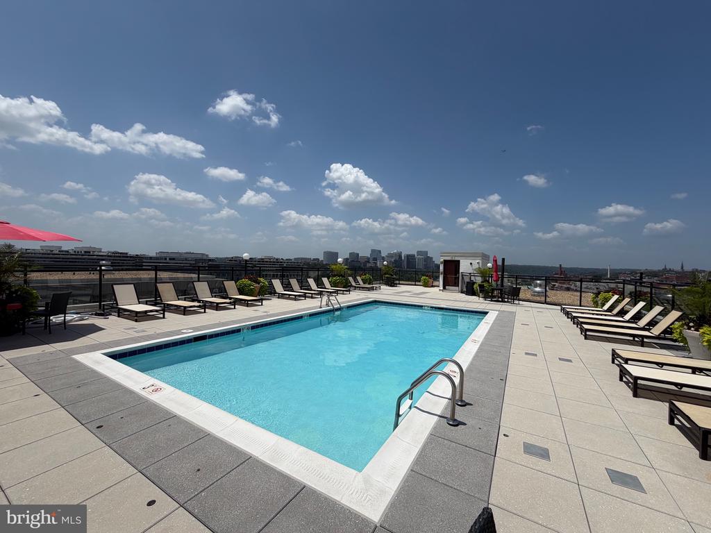 950 25TH STREET NW Unit: 116N
