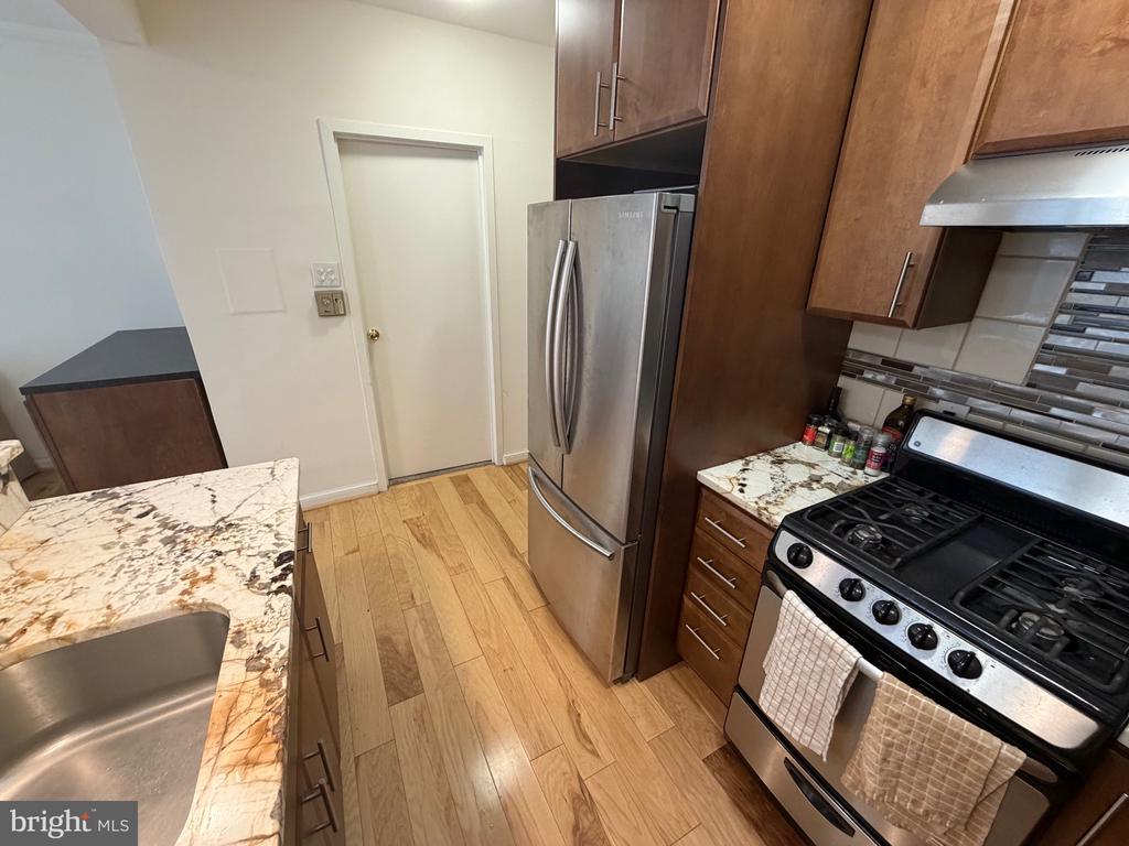 950 25TH STREET NW Unit: 116N
