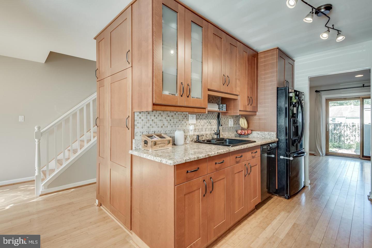 1694 Forest Hill Ct