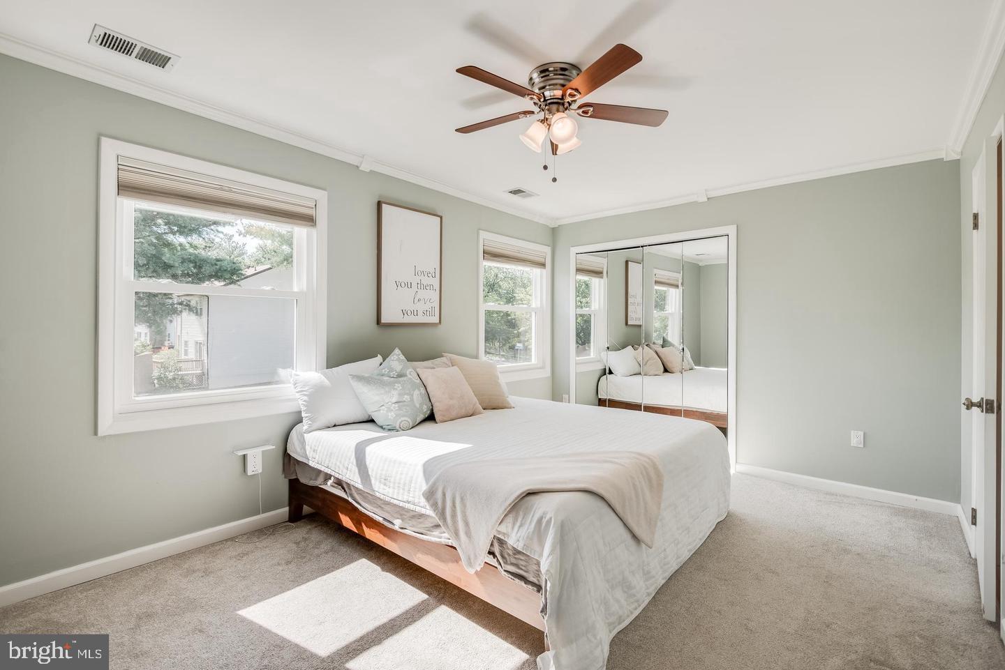 1694 Forest Hill Ct