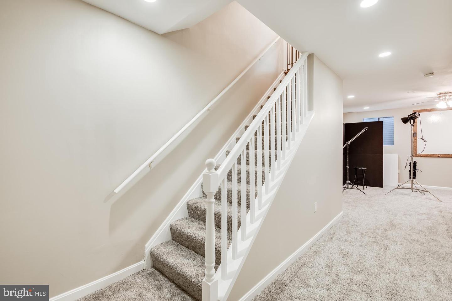 1694 Forest Hill Ct