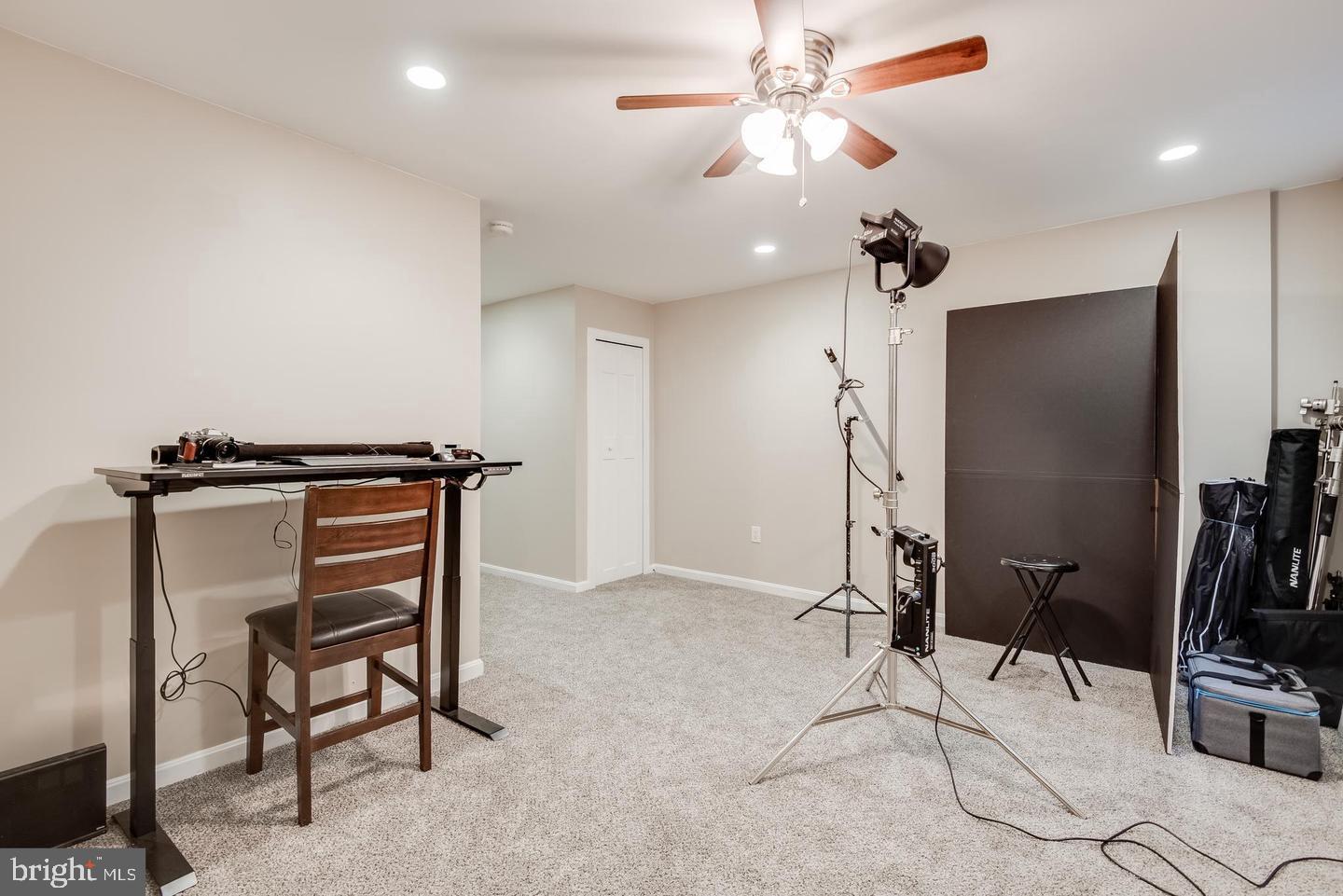 1694 Forest Hill Ct