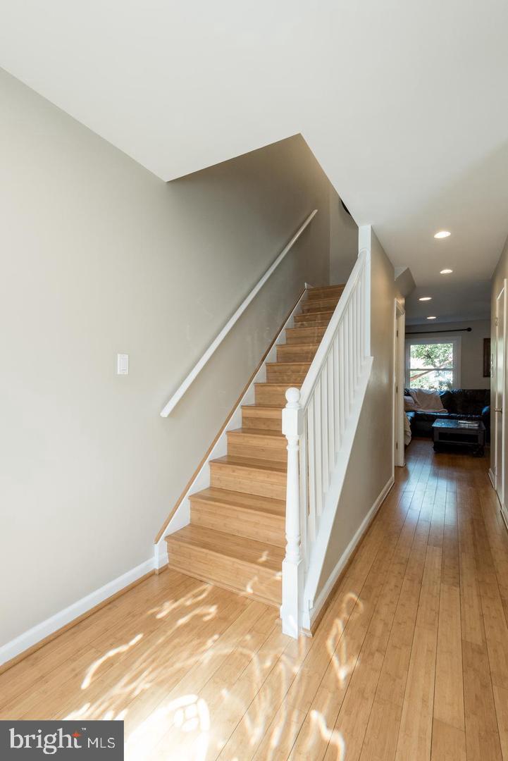 1694 Forest Hill Ct
