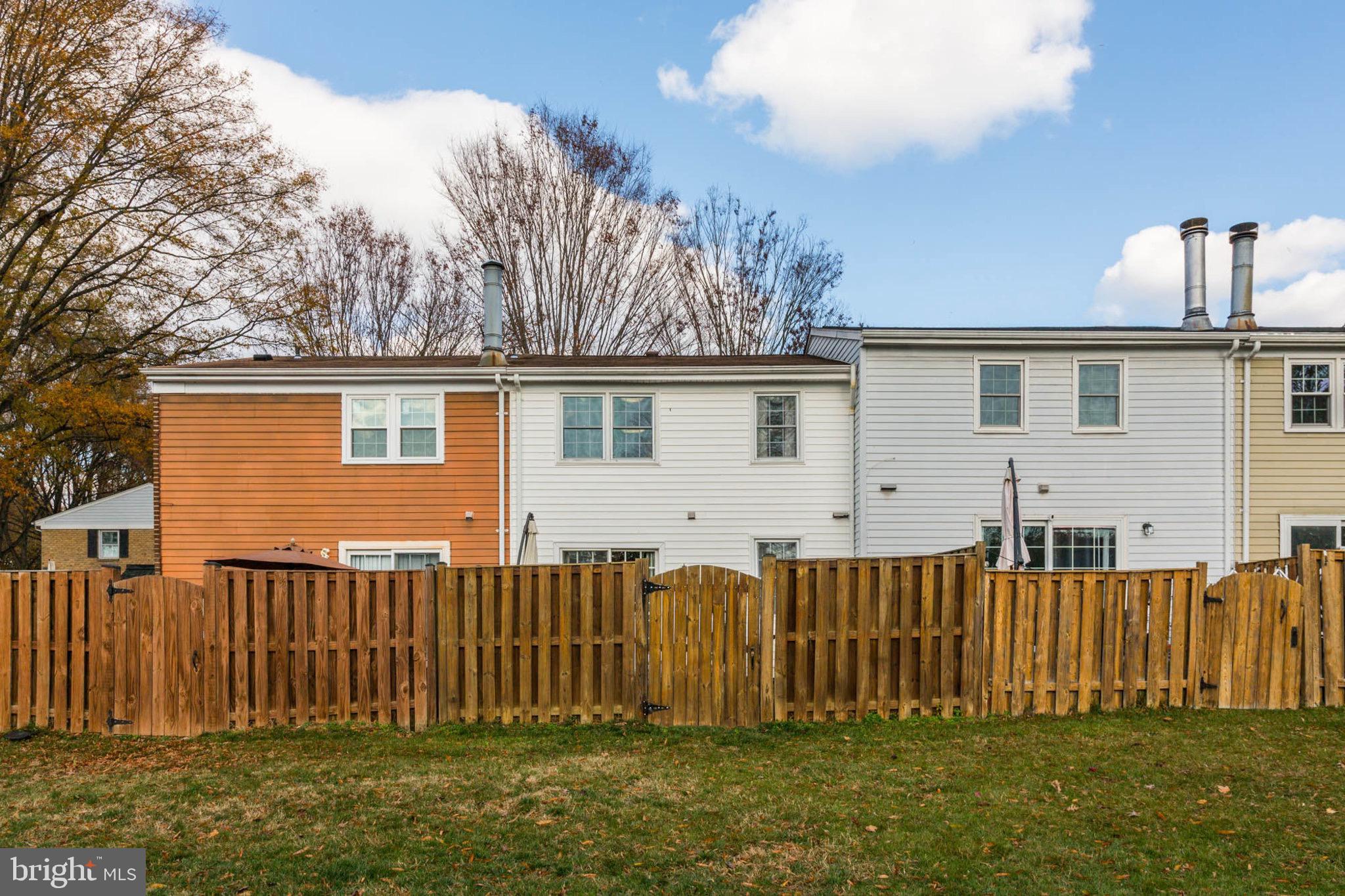 1760 Castleford Sq