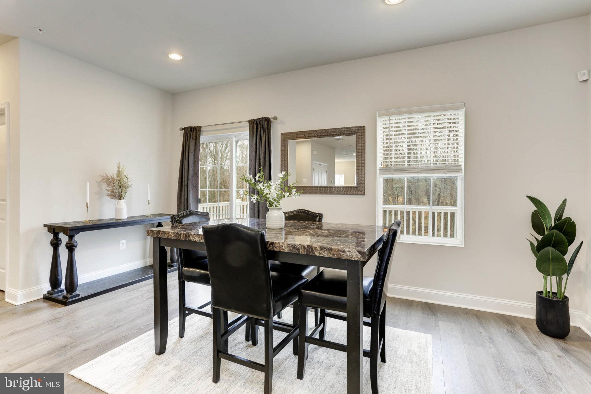 1551 Witchhazel Cir