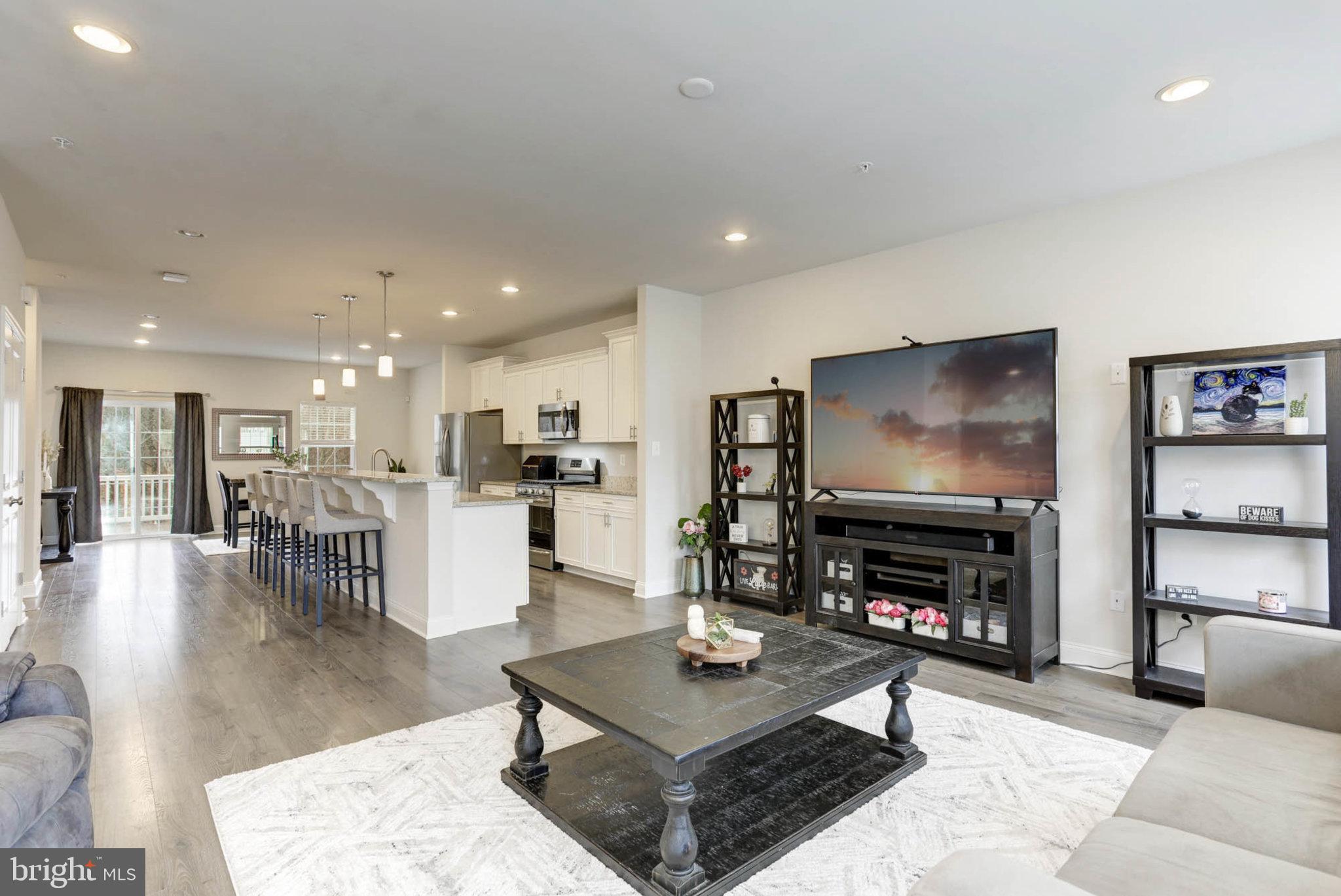 1551 Witchhazel Cir