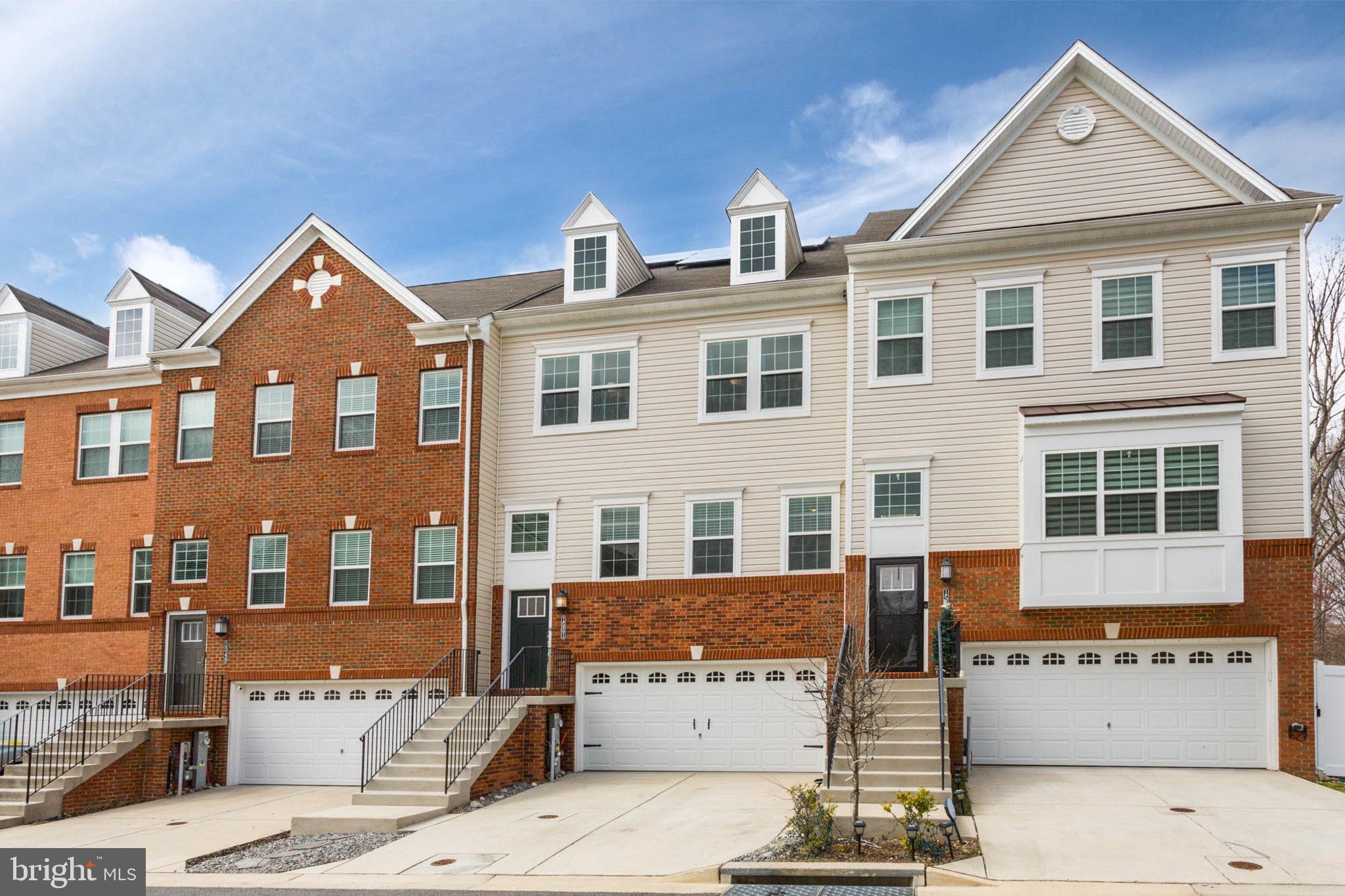 1551 Witchhazel Cir