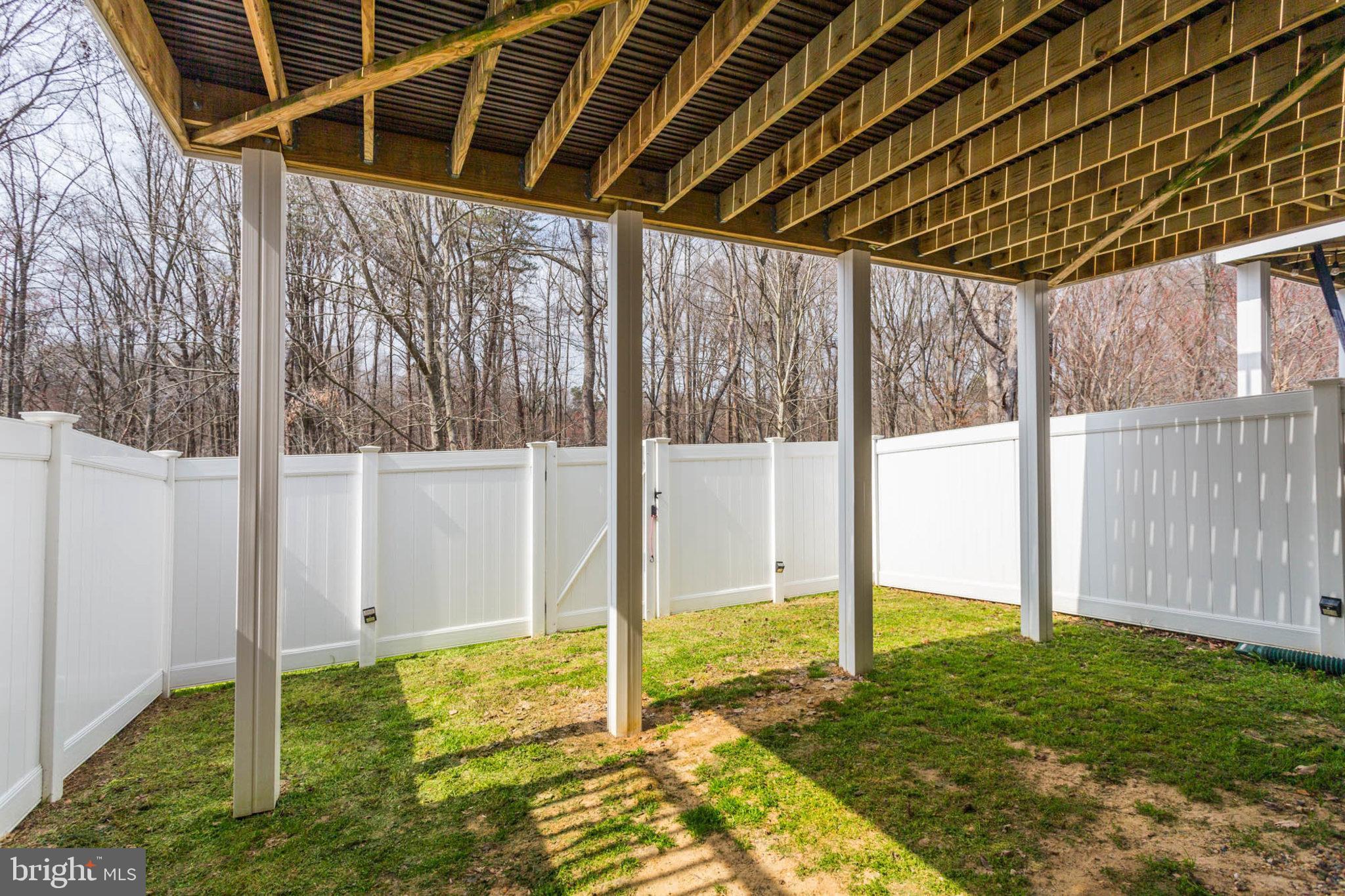 1551 Witchhazel Cir
