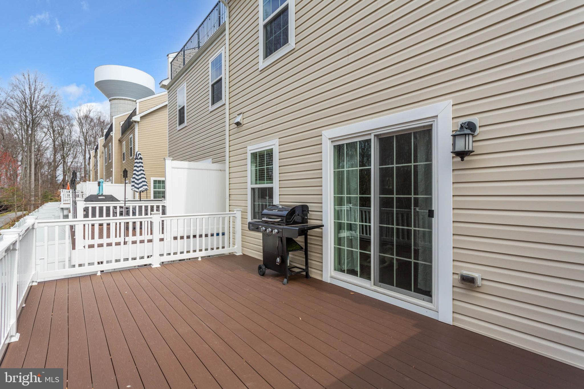 1551 Witchhazel Cir