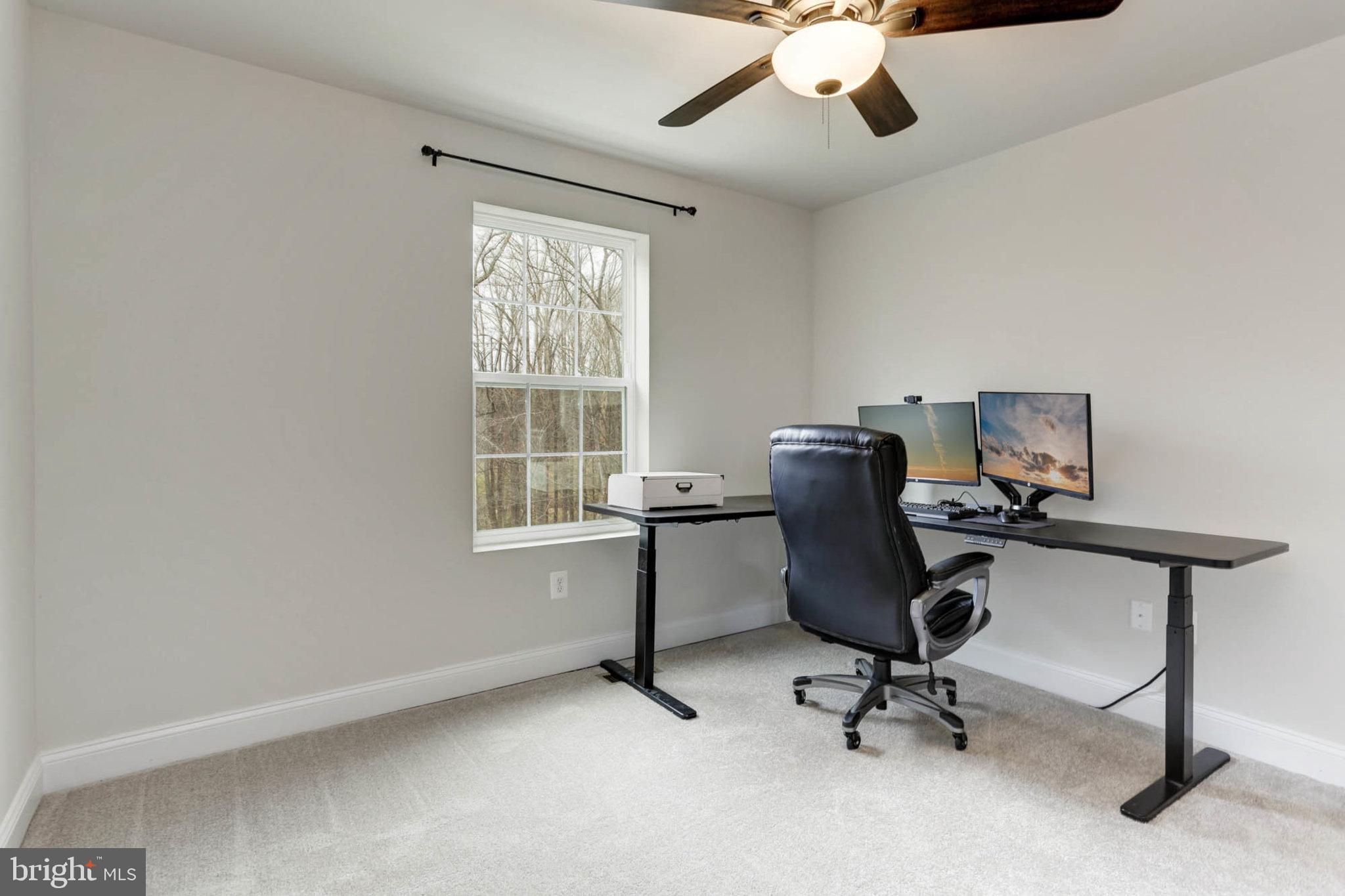 1551 Witchhazel Cir