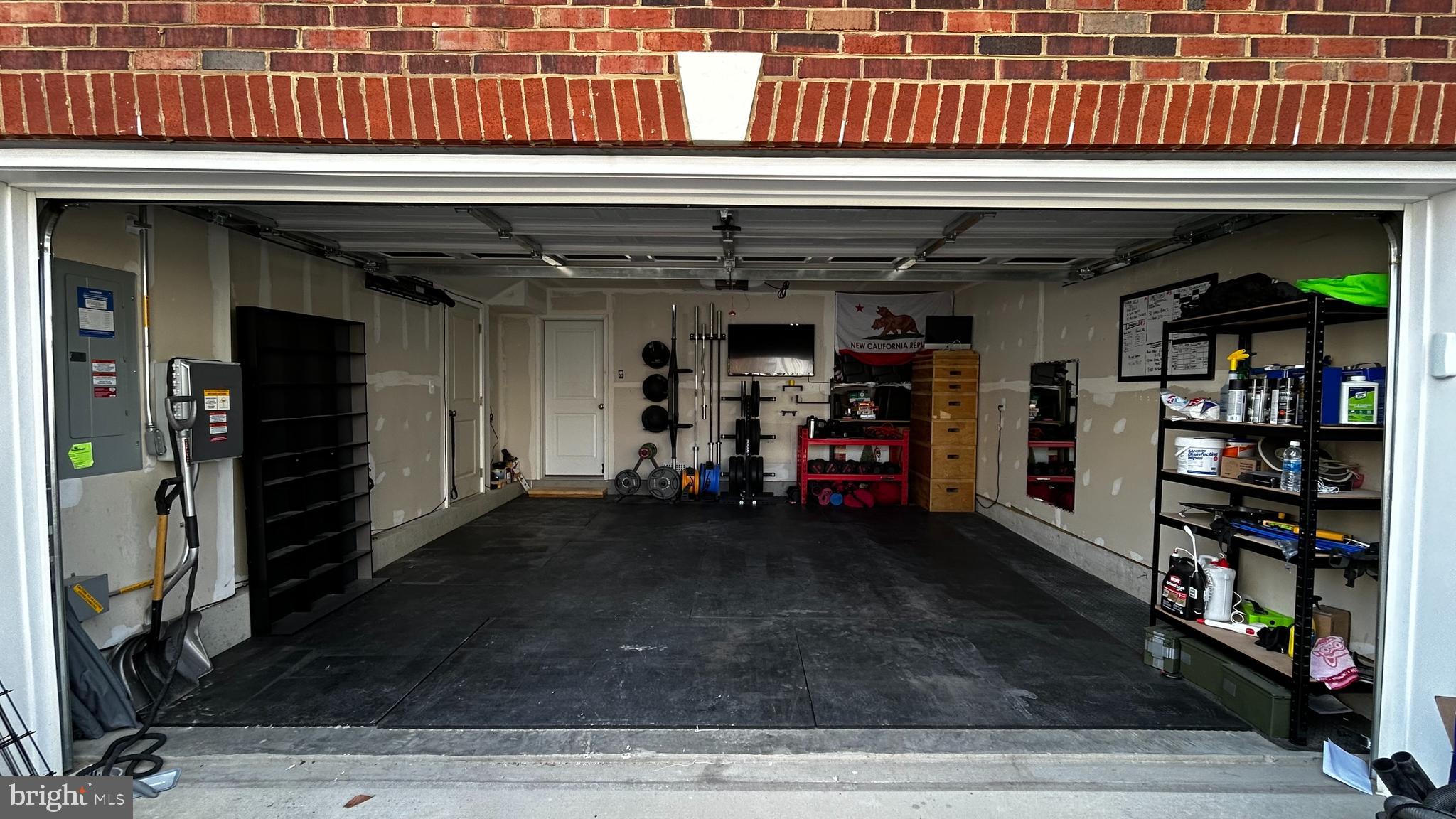 1551 Witchhazel Cir