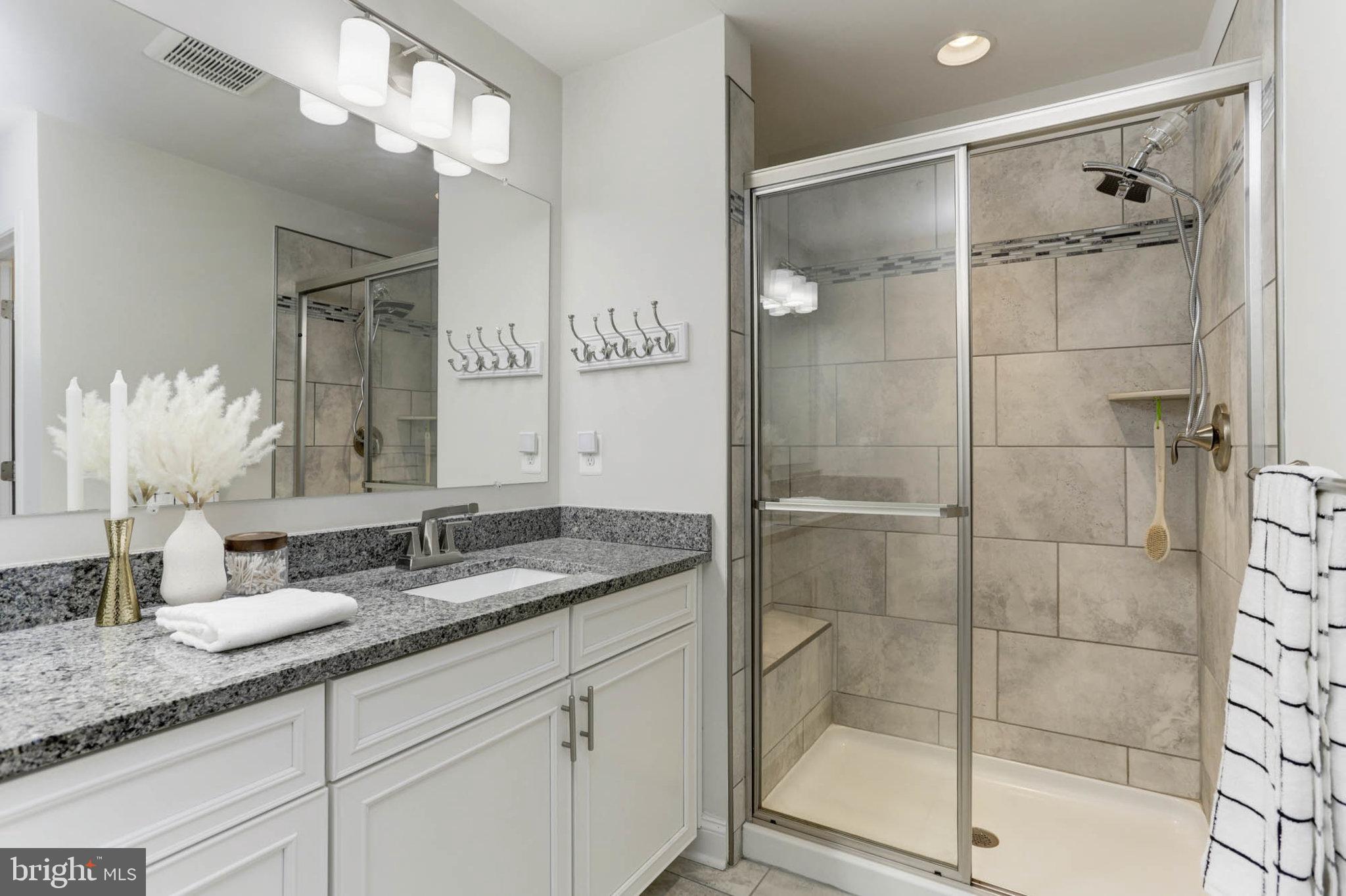 1551 Witchhazel Cir