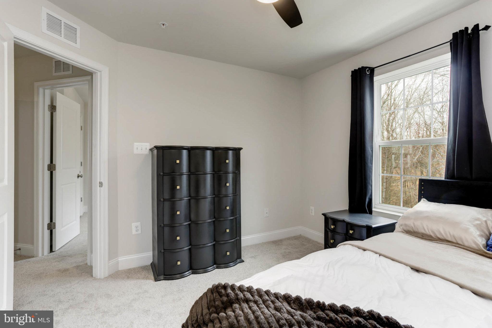 1551 Witchhazel Cir