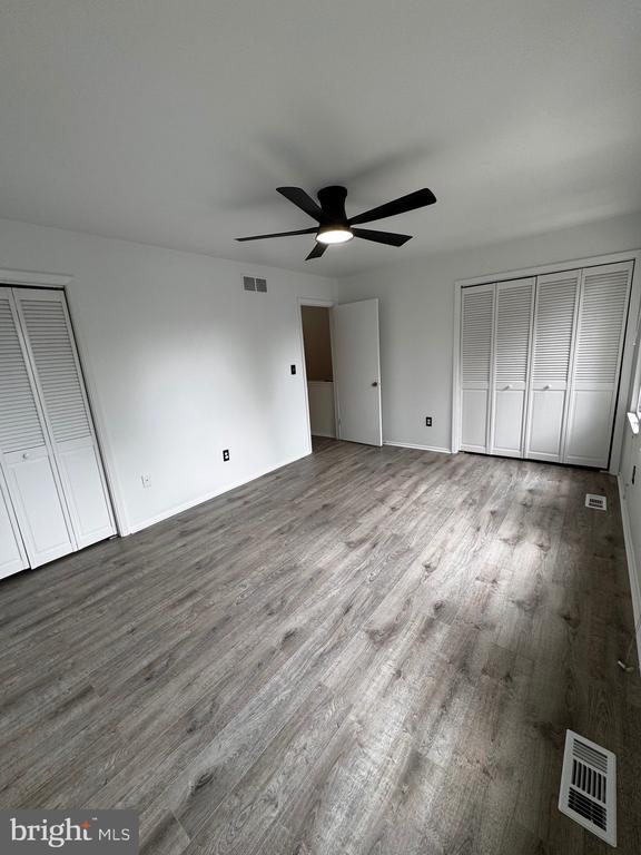 1706 WOODTREE CIR