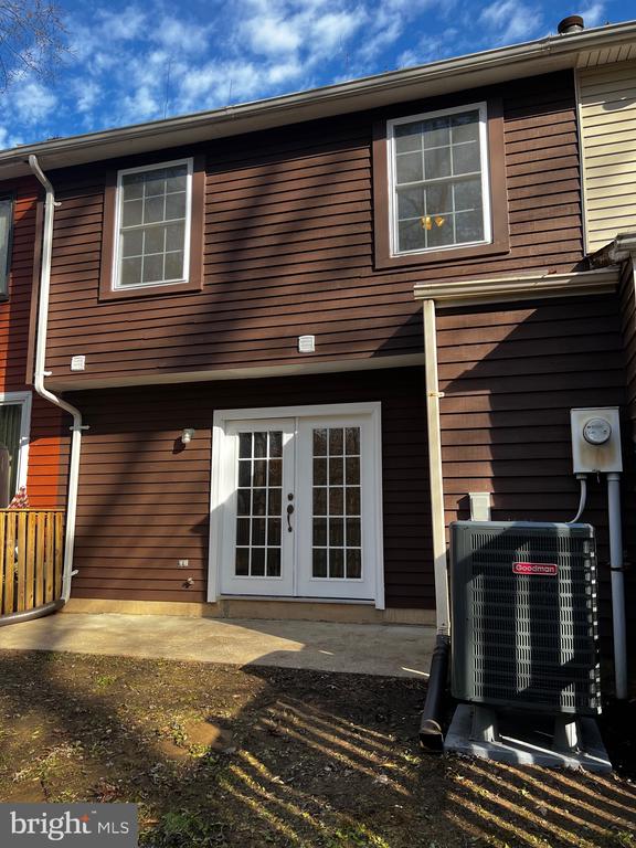 1535 WINTERBERRY DR