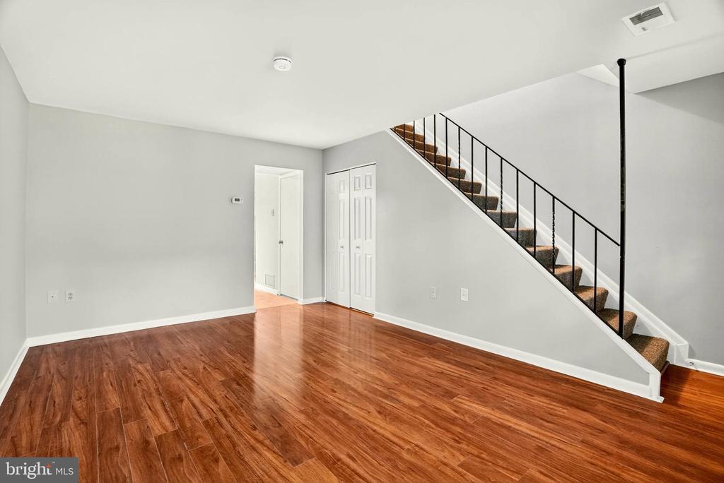 8431 Norwood Dr