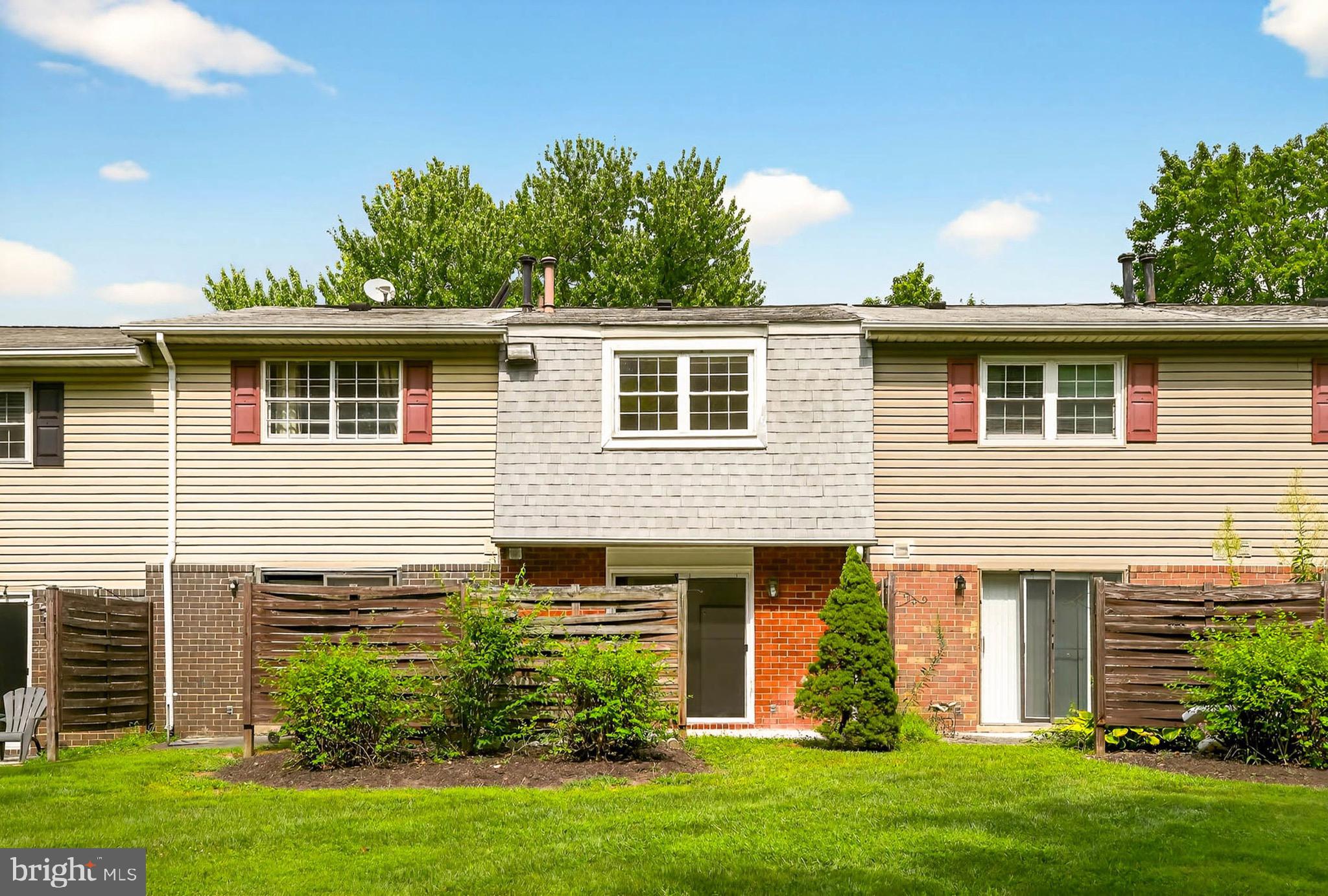 8431 Norwood Dr
