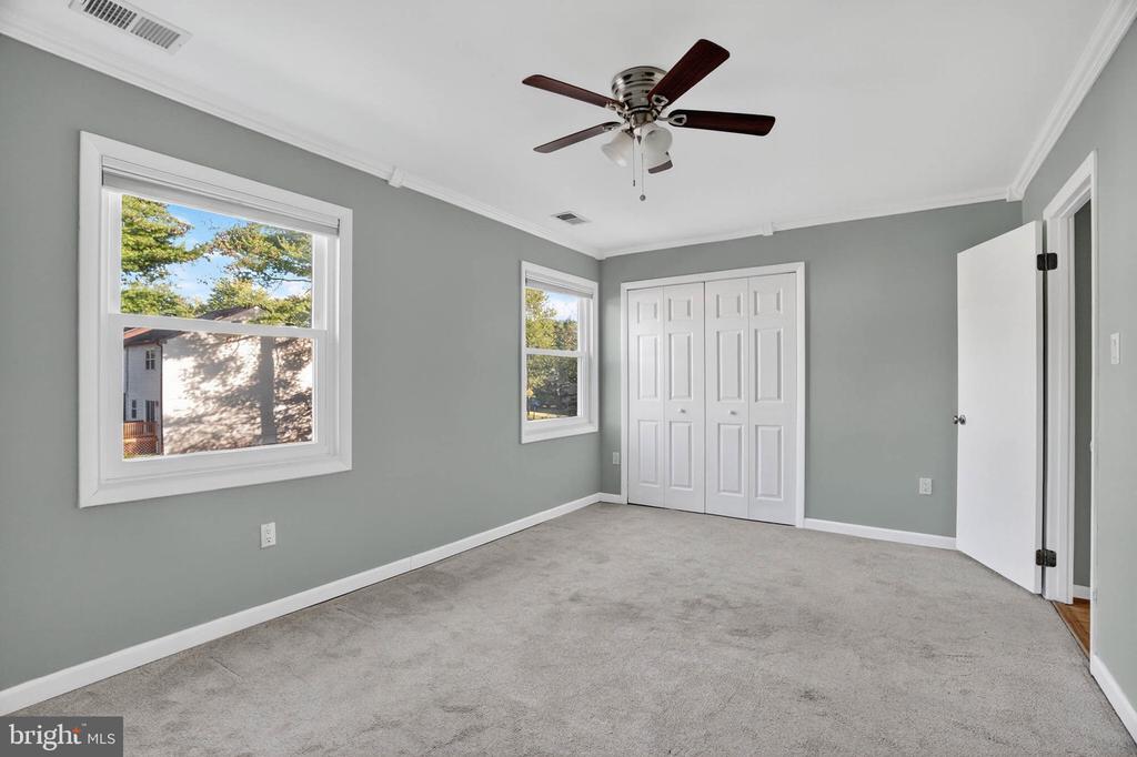 1694 FOREST HILL COURT