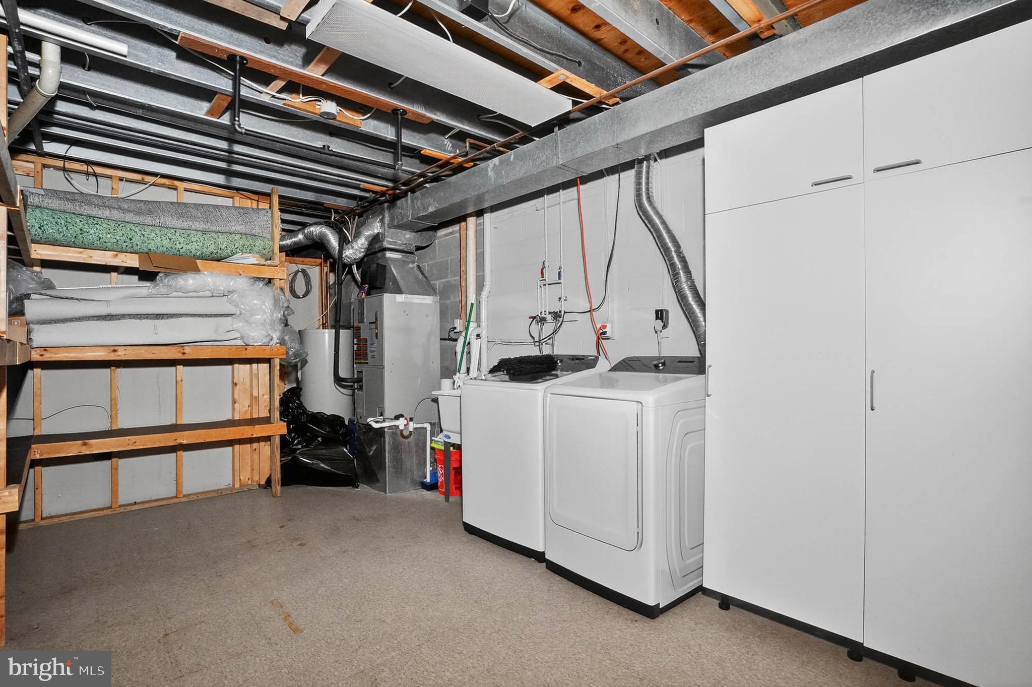 1694 FOREST HILL COURT