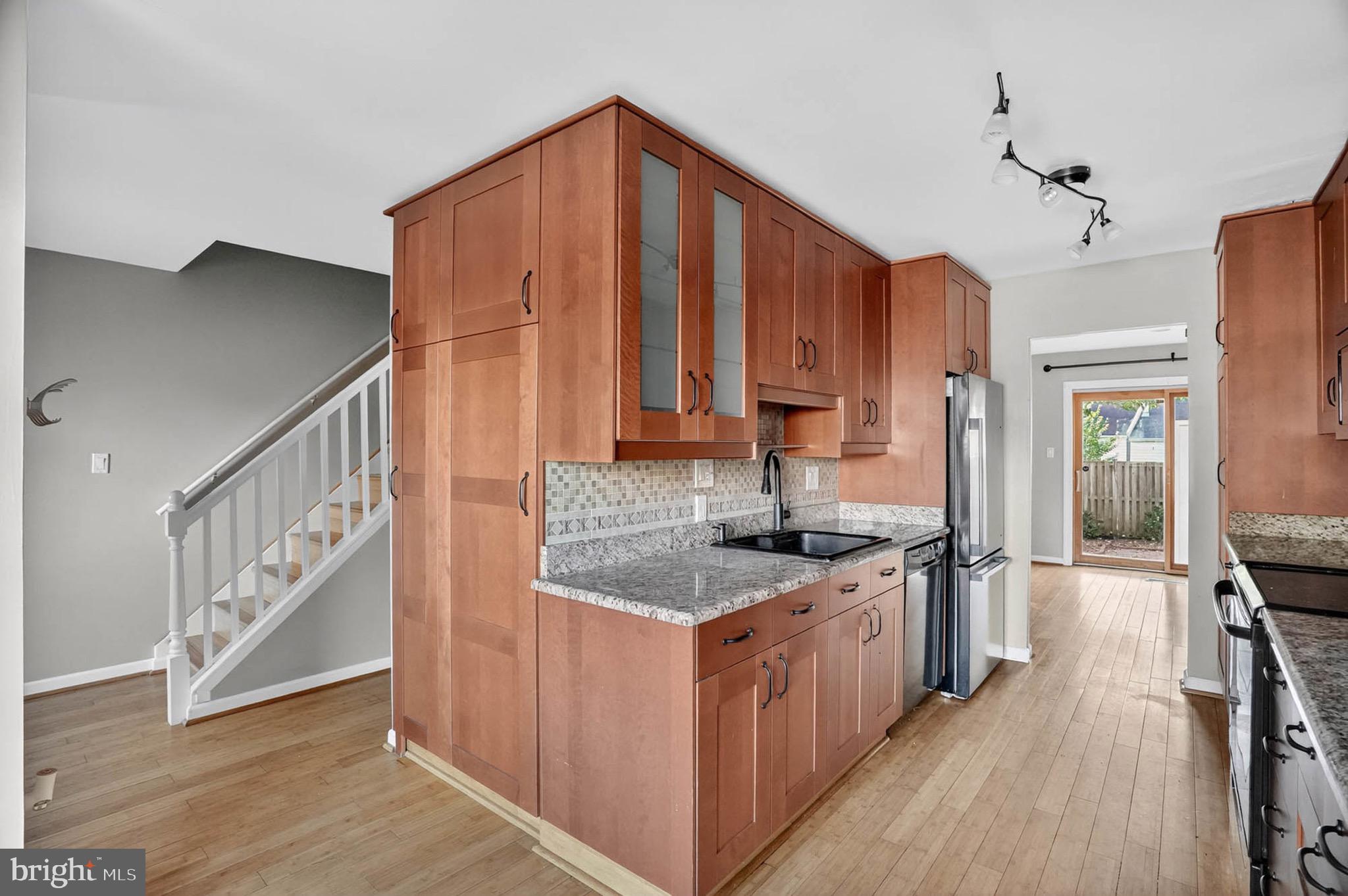 1694 FOREST HILL COURT
