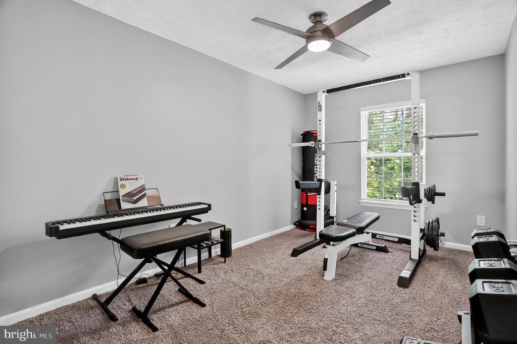 8031 BROOKSTONE COURT